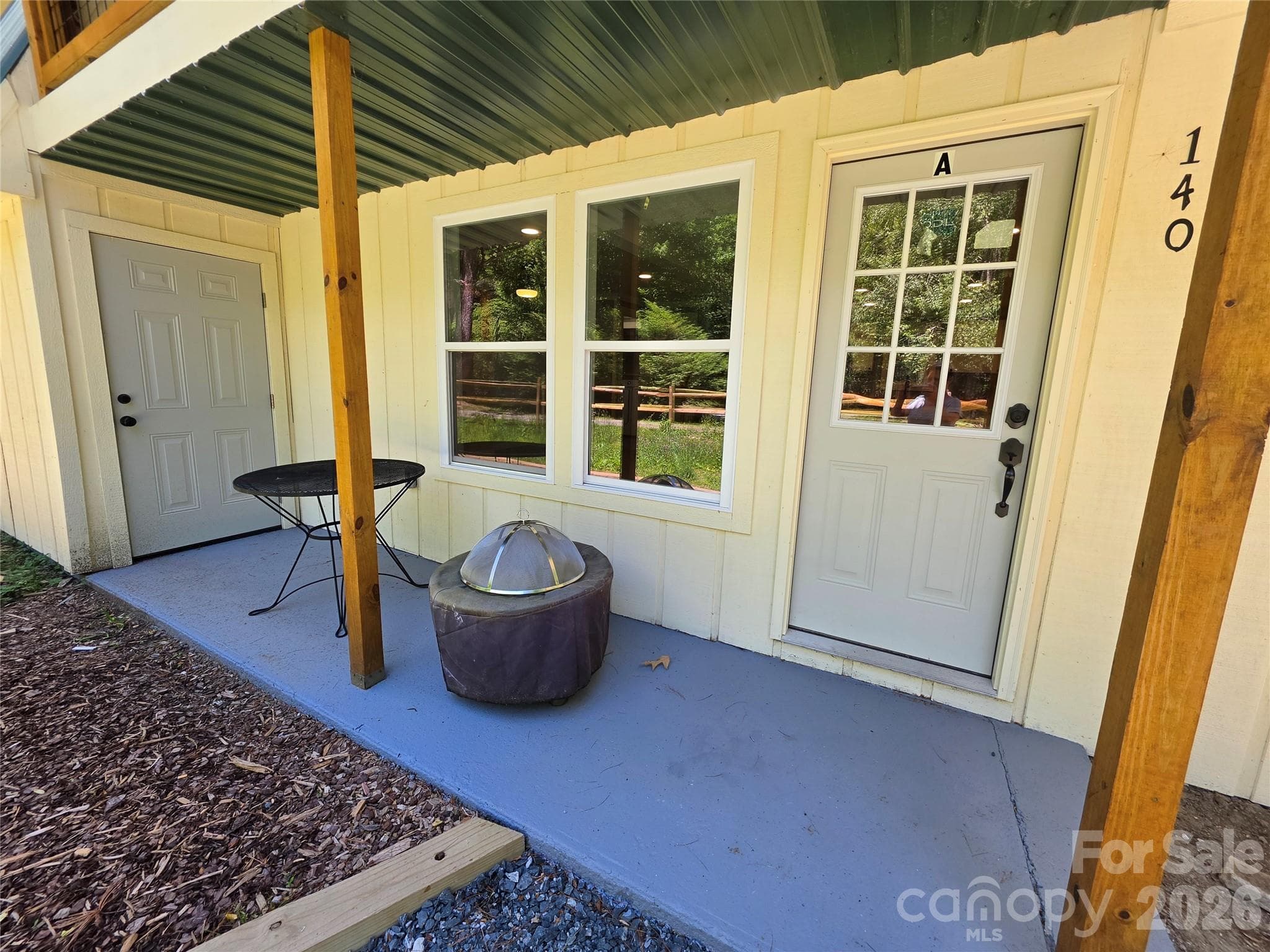 Duplex at 140 Nestle Road, Boone, photo 9 of 37