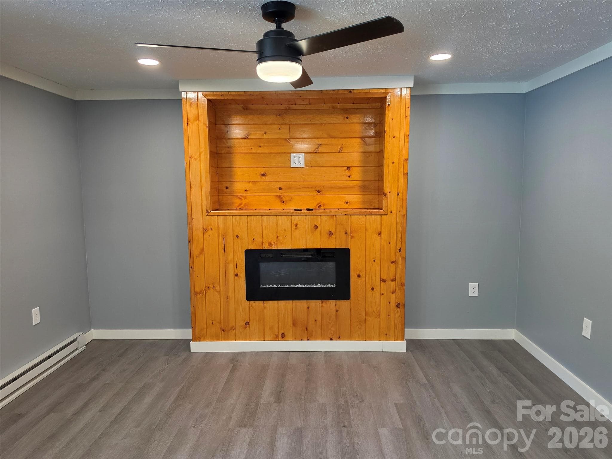 Duplex at 140 Nestle Road, Boone, photo 14 of 37