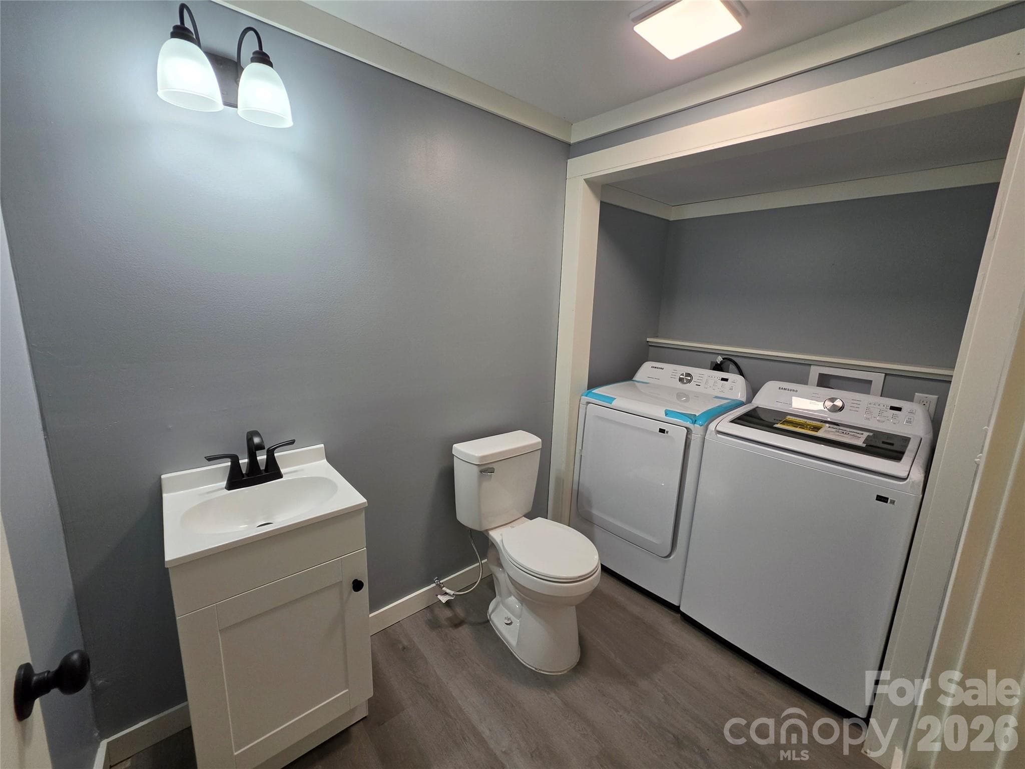 Duplex at 140 Nestle Road, Boone, photo 16 of 37