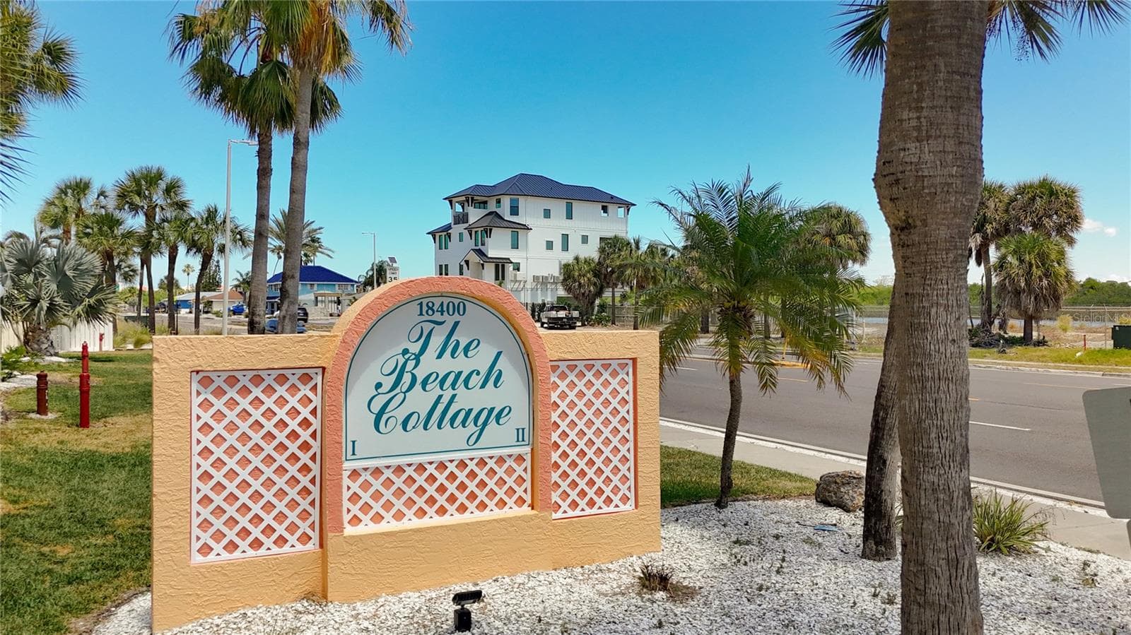 Entry from Street - 18400 GULF BLVD #1108, INDIAN SHORES
