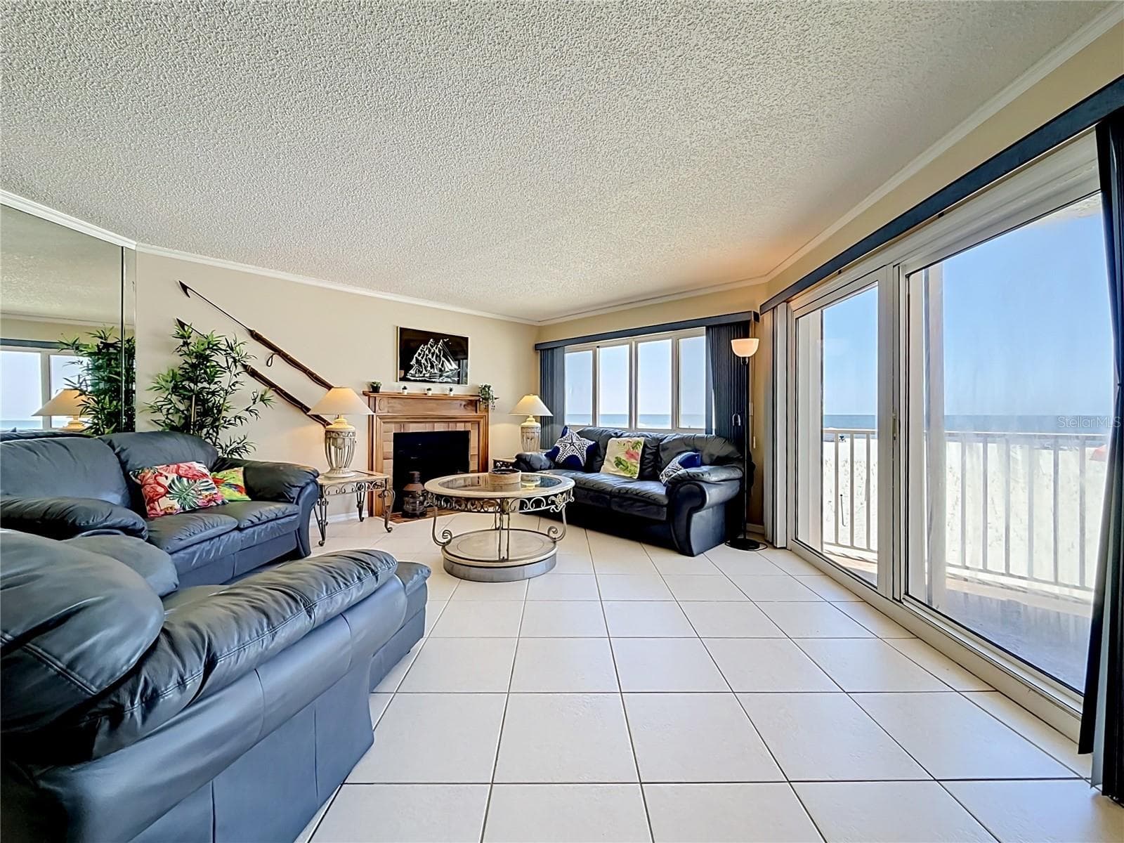 Living Room - 18400 GULF BLVD #1108, INDIAN SHORES
