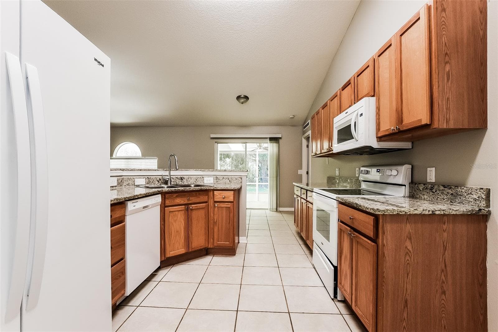 Single Family Residence at 949 CASCADES PARK TRL, DELAND, photo 10 of 21