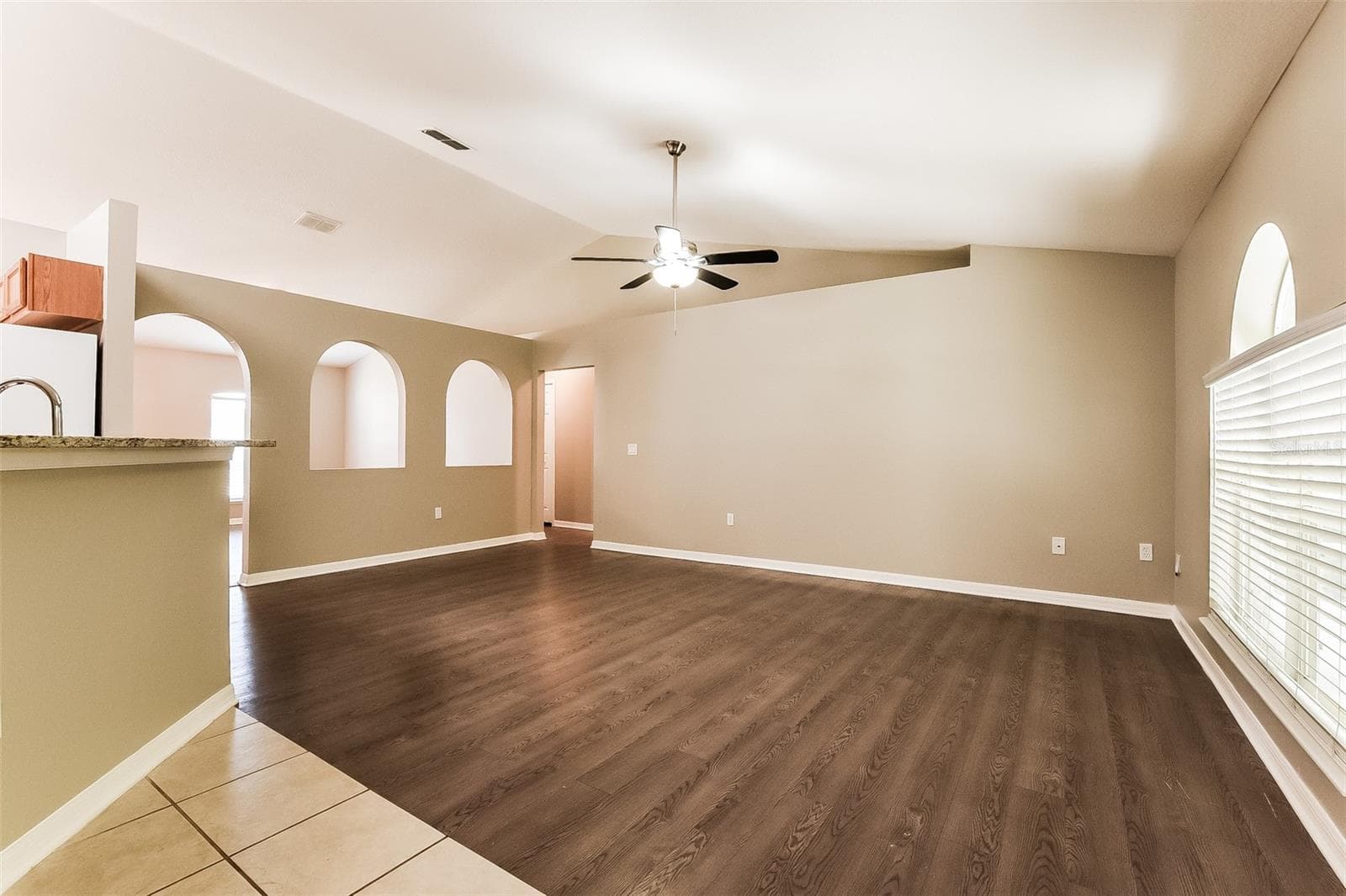 Single Family Residence at 949 CASCADES PARK TRL, DELAND, photo 11 of 21