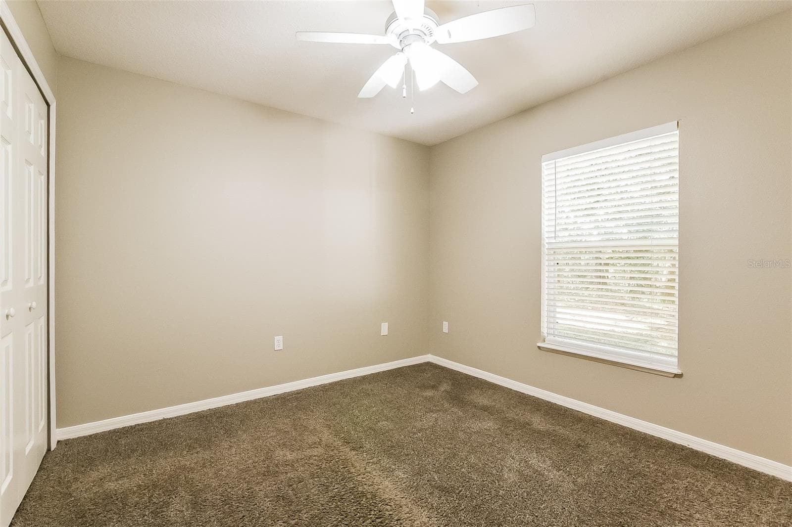 Single Family Residence at 949 CASCADES PARK TRL, DELAND, photo 19 of 21