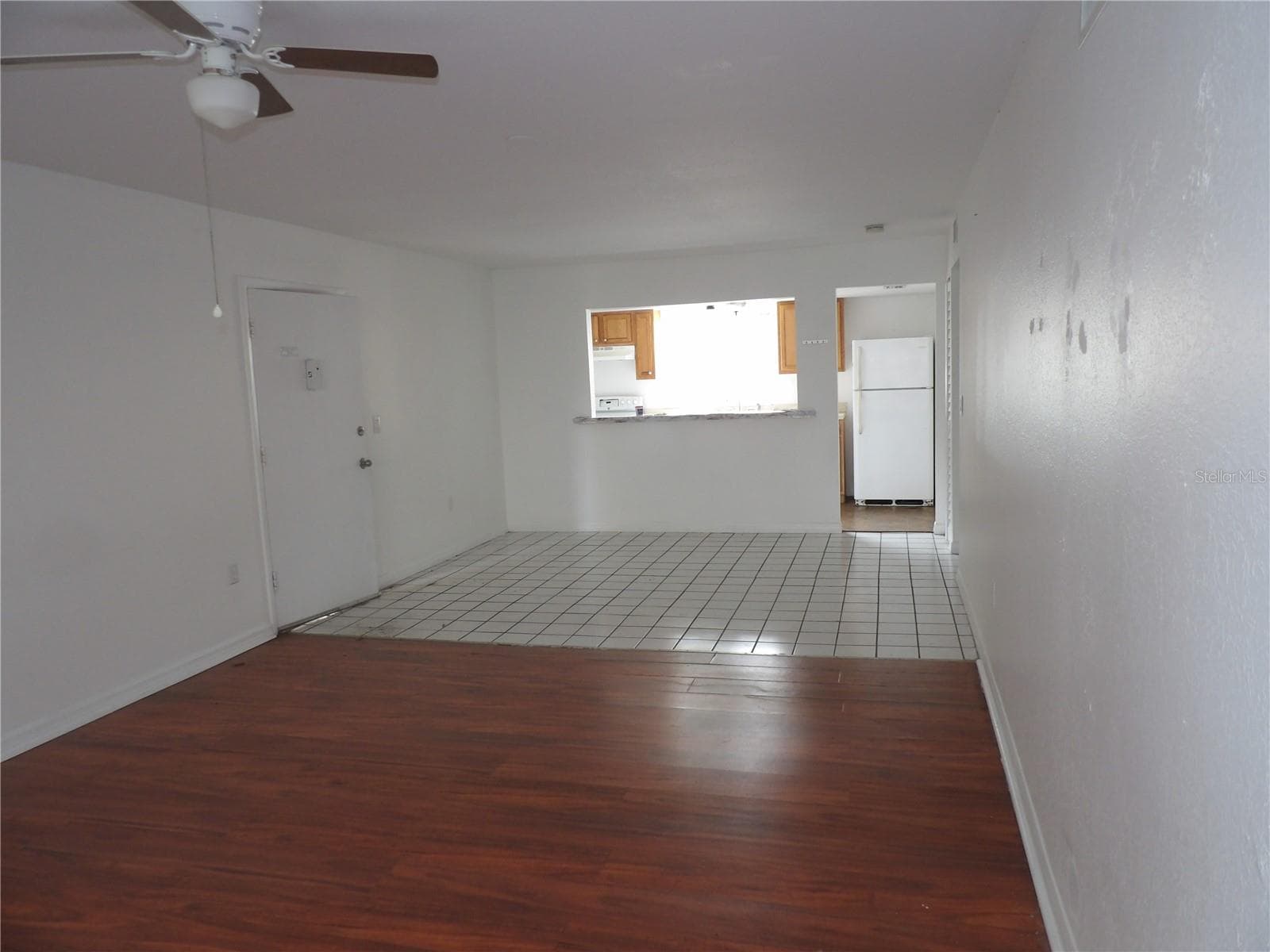 Condominium at 3836 N LAKE DR #119, TAMPA, photo 6 of 17