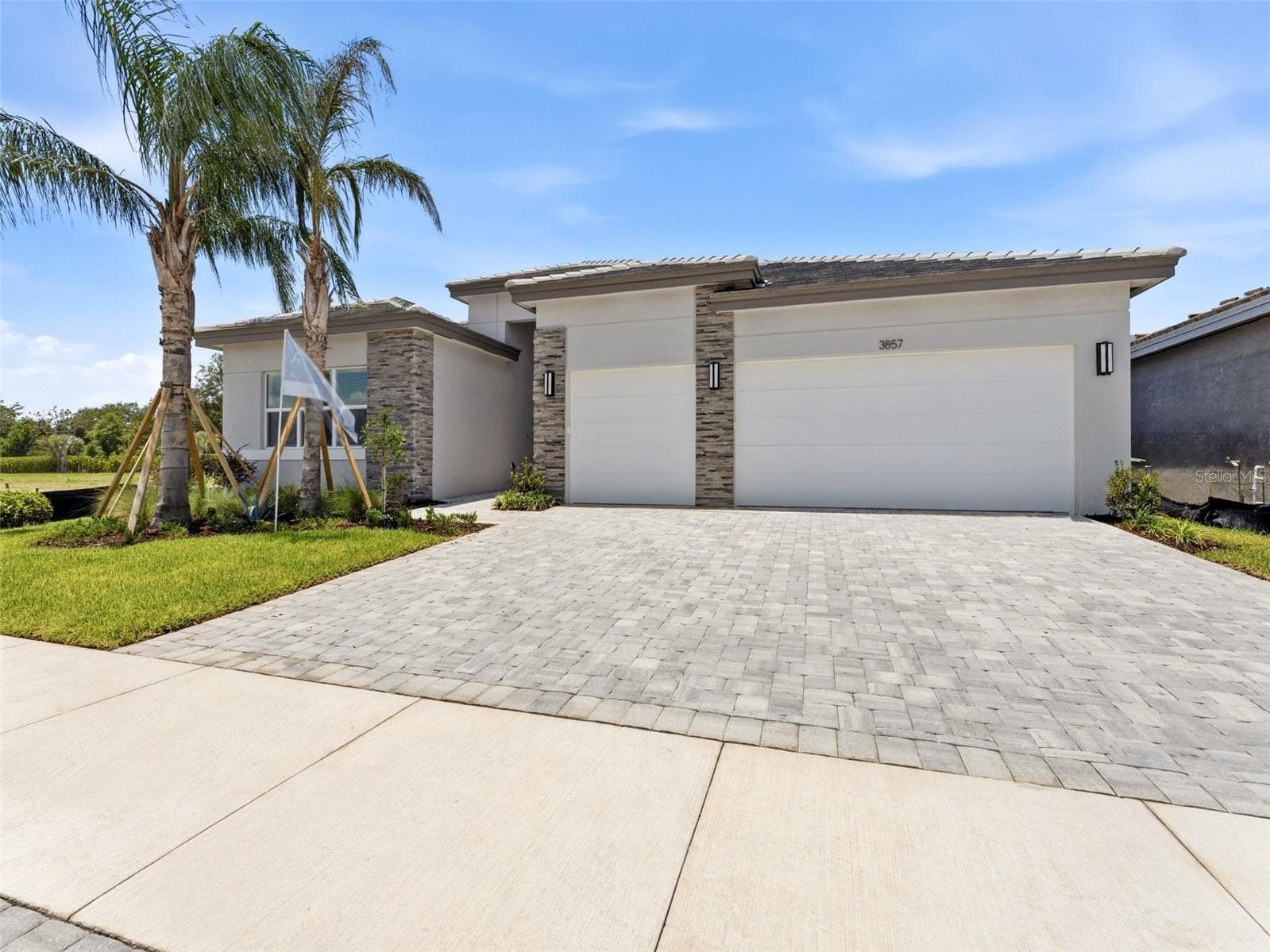 Single Family Residence at 3857 CABERNET TER, WESLEY CHAPEL, photo 2 of 28