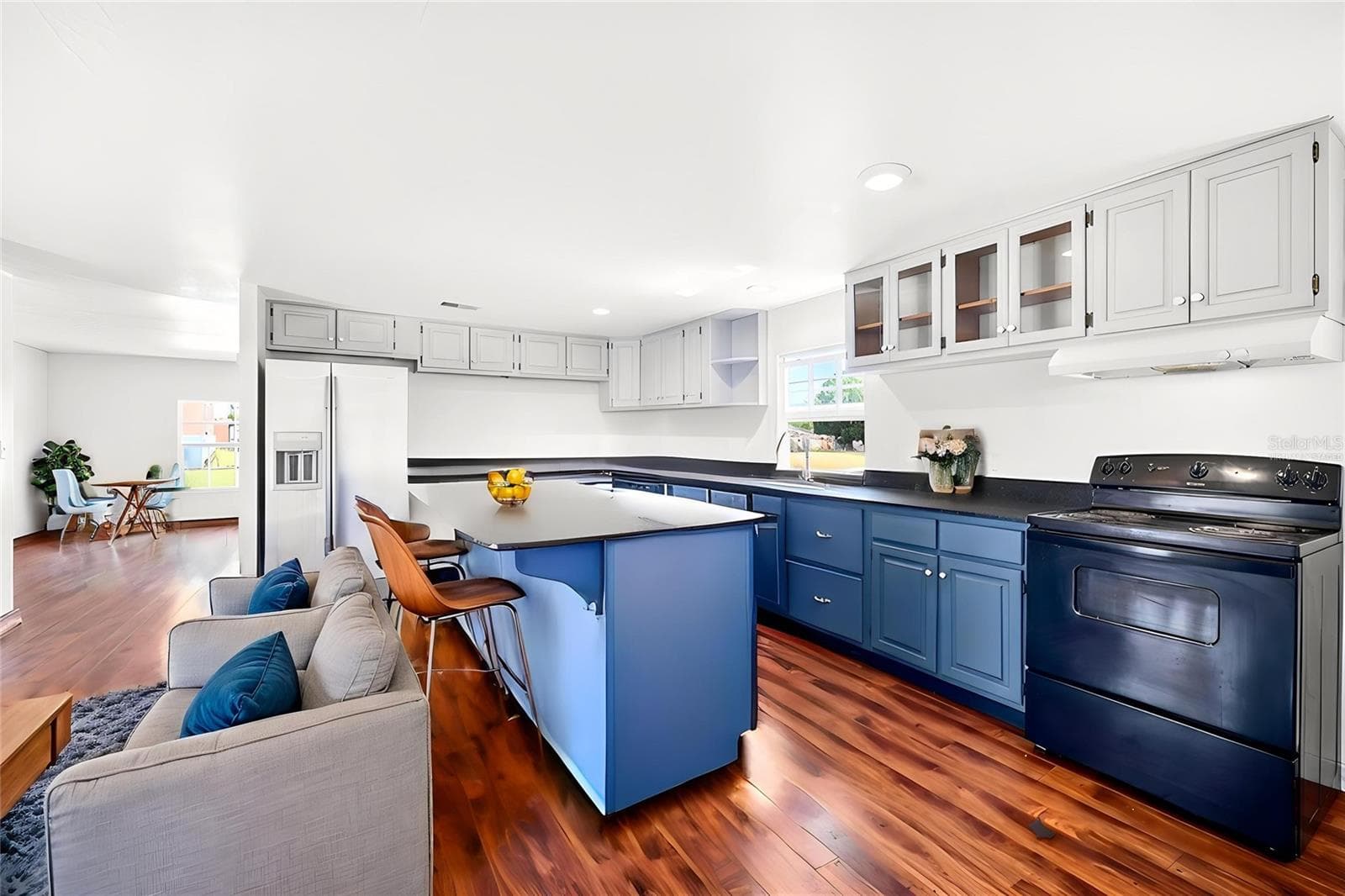 Virtually Staged - 4162 LAUGHLIN RD, MOUNT DORA