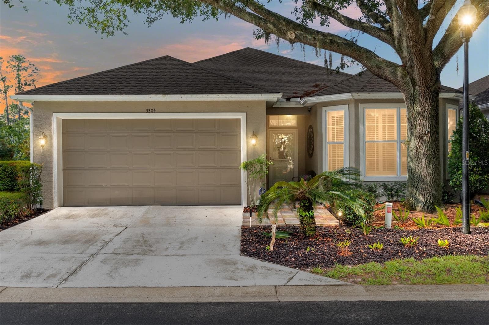 Before tree removal - 3304 SW 38TH ST, OCALA
