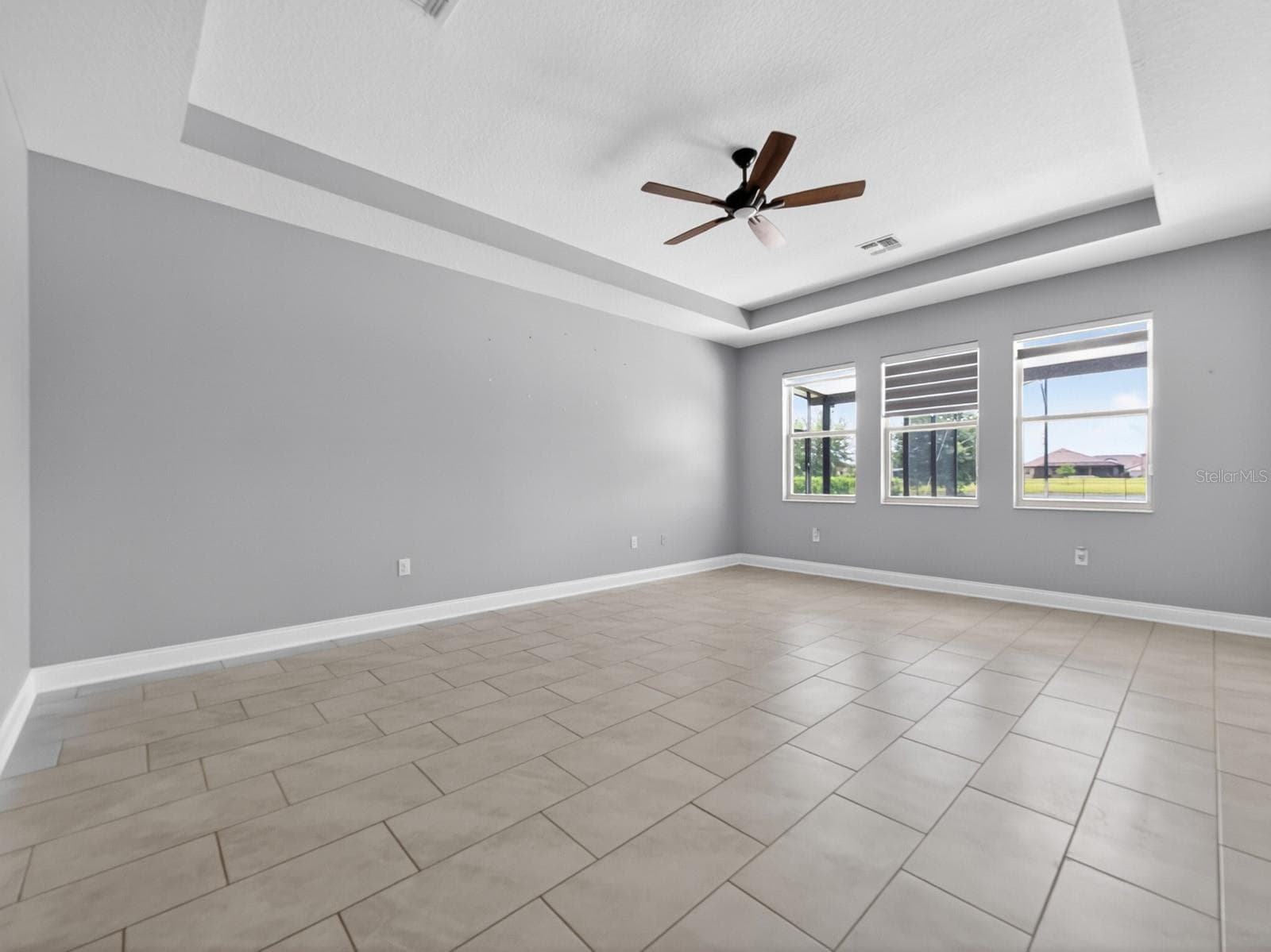 Single Family Residence at 17614 SAILFIN DR, ORLANDO, photo 11 of 47