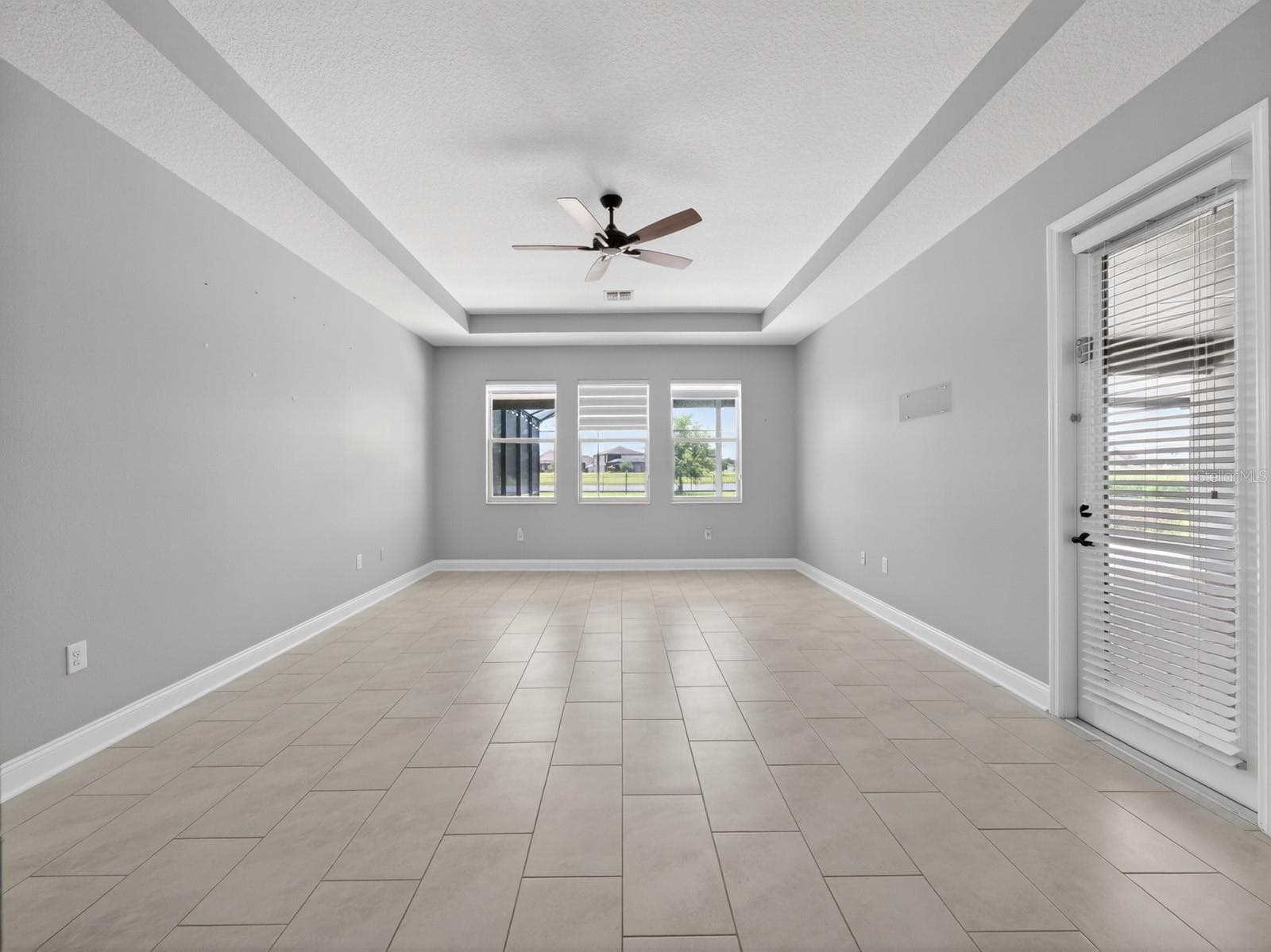 Single Family Residence at 17614 SAILFIN DR, ORLANDO, photo 14 of 47