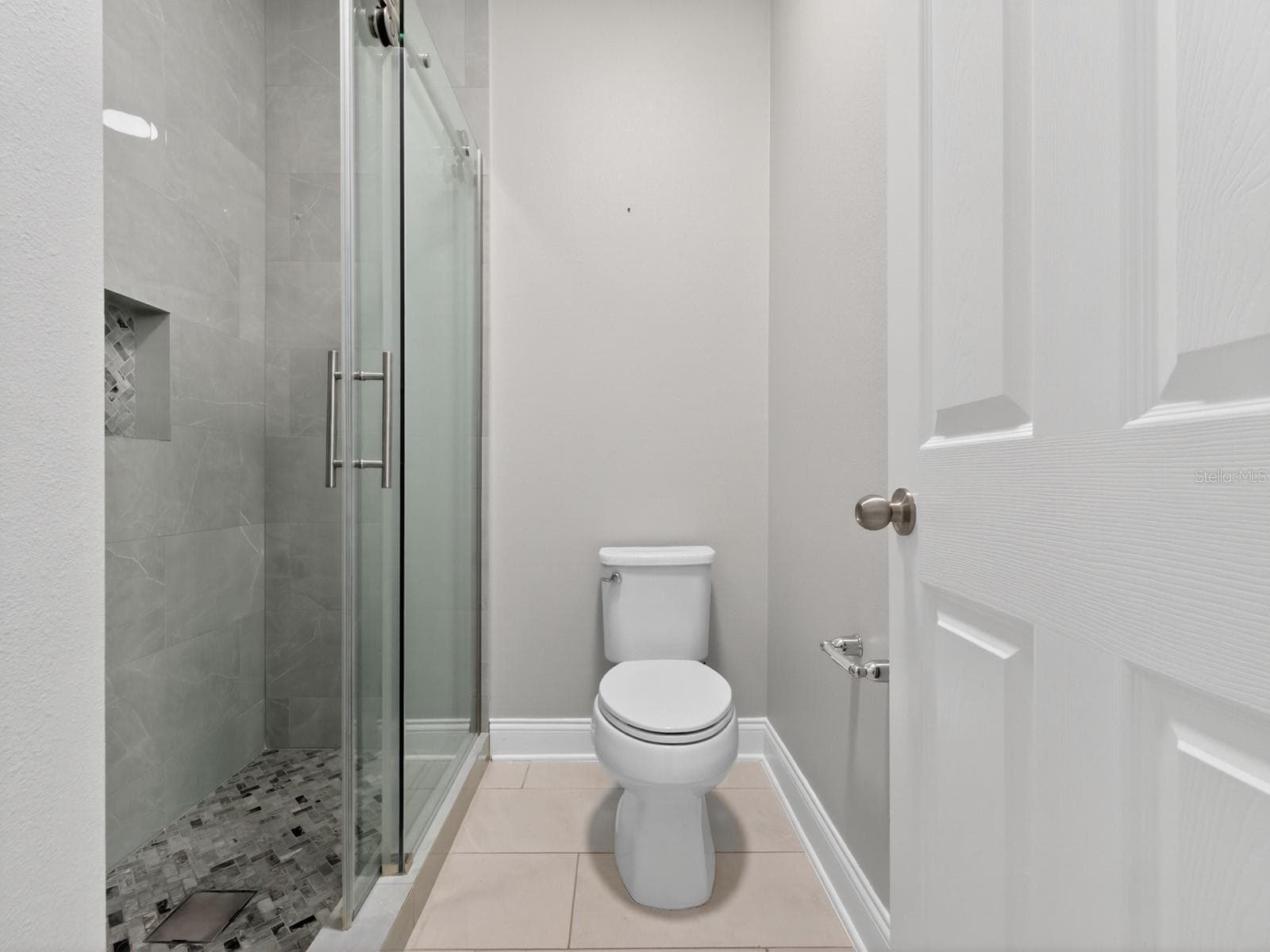 Single Family Residence at 17614 SAILFIN DR, ORLANDO, photo 27 of 47