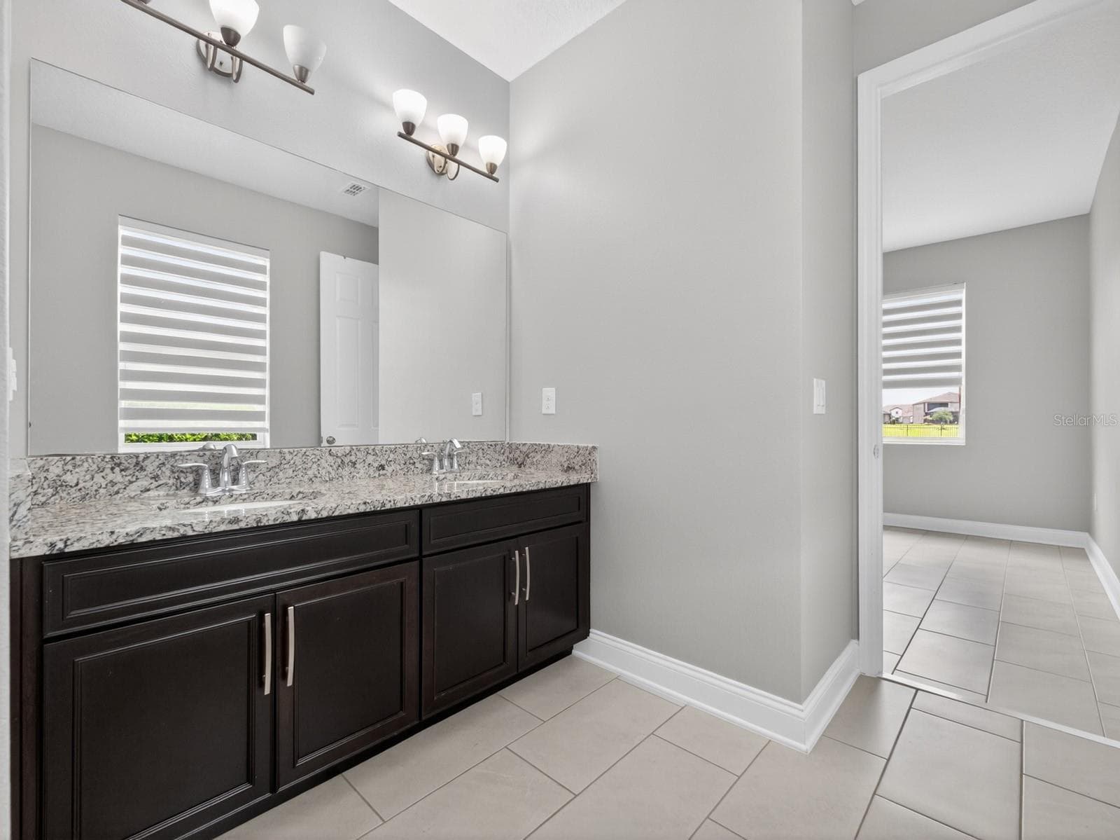 Single Family Residence at 17614 SAILFIN DR, ORLANDO, photo 28 of 47