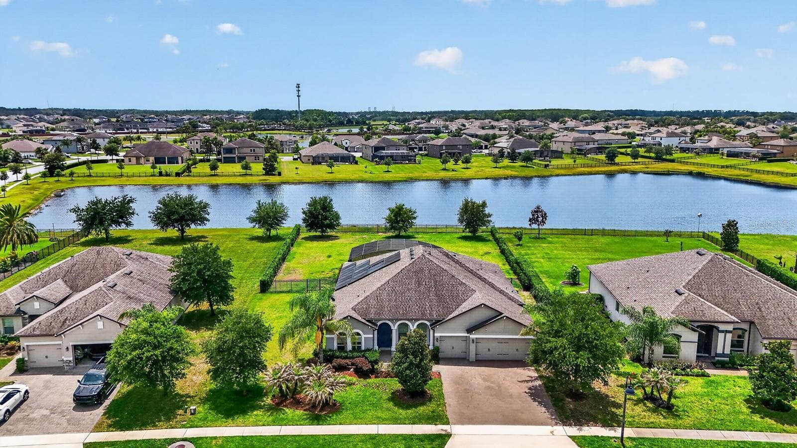 Single Family Residence at 17614 SAILFIN DR, ORLANDO, photo 44 of 47