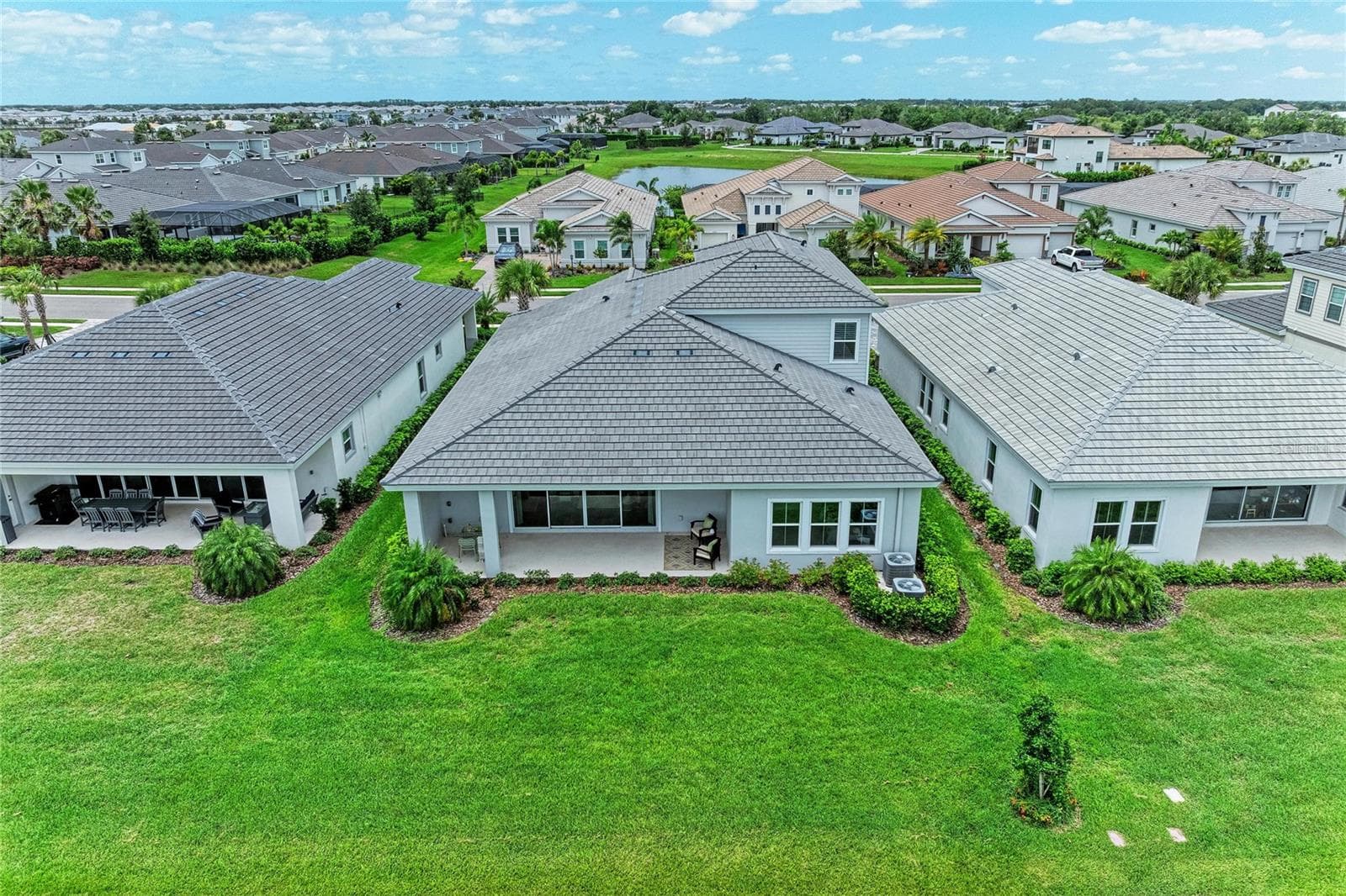Single Family Residence at 17725 ROOST PL, LAKEWOOD RANCH, photo 59 of 79