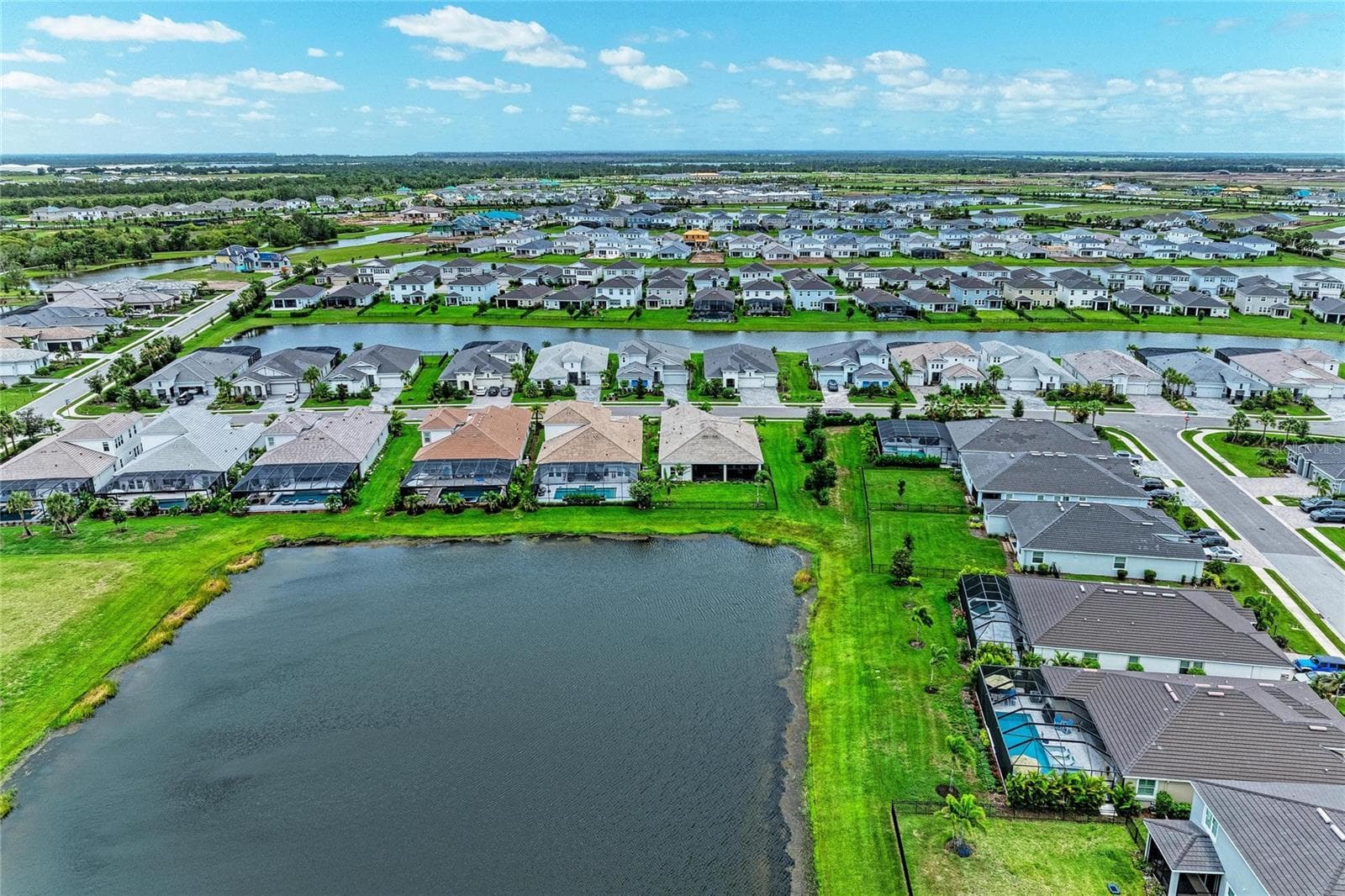Single Family Residence at 17725 ROOST PL, LAKEWOOD RANCH, photo 60 of 79