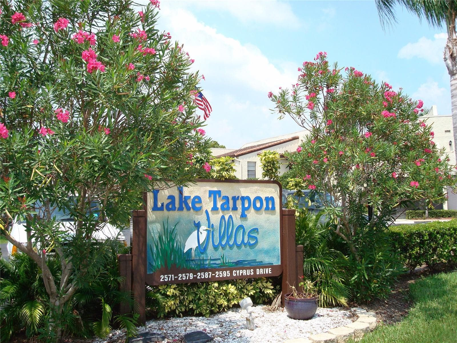 Condominium at 2571 CYPRUS DR #1-201, PALM HARBOR, photo 54 of 77