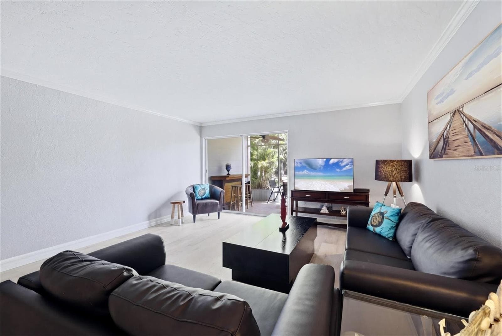 Condominium at 2223 BENEVA TER #2222, SARASOTA, photo 5 of 39