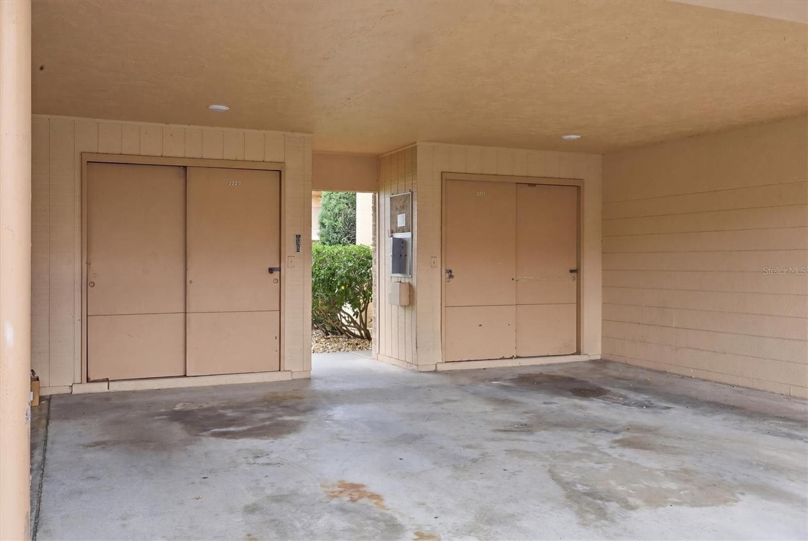 Condominium at 2223 BENEVA TER #2222, SARASOTA, photo 24 of 39