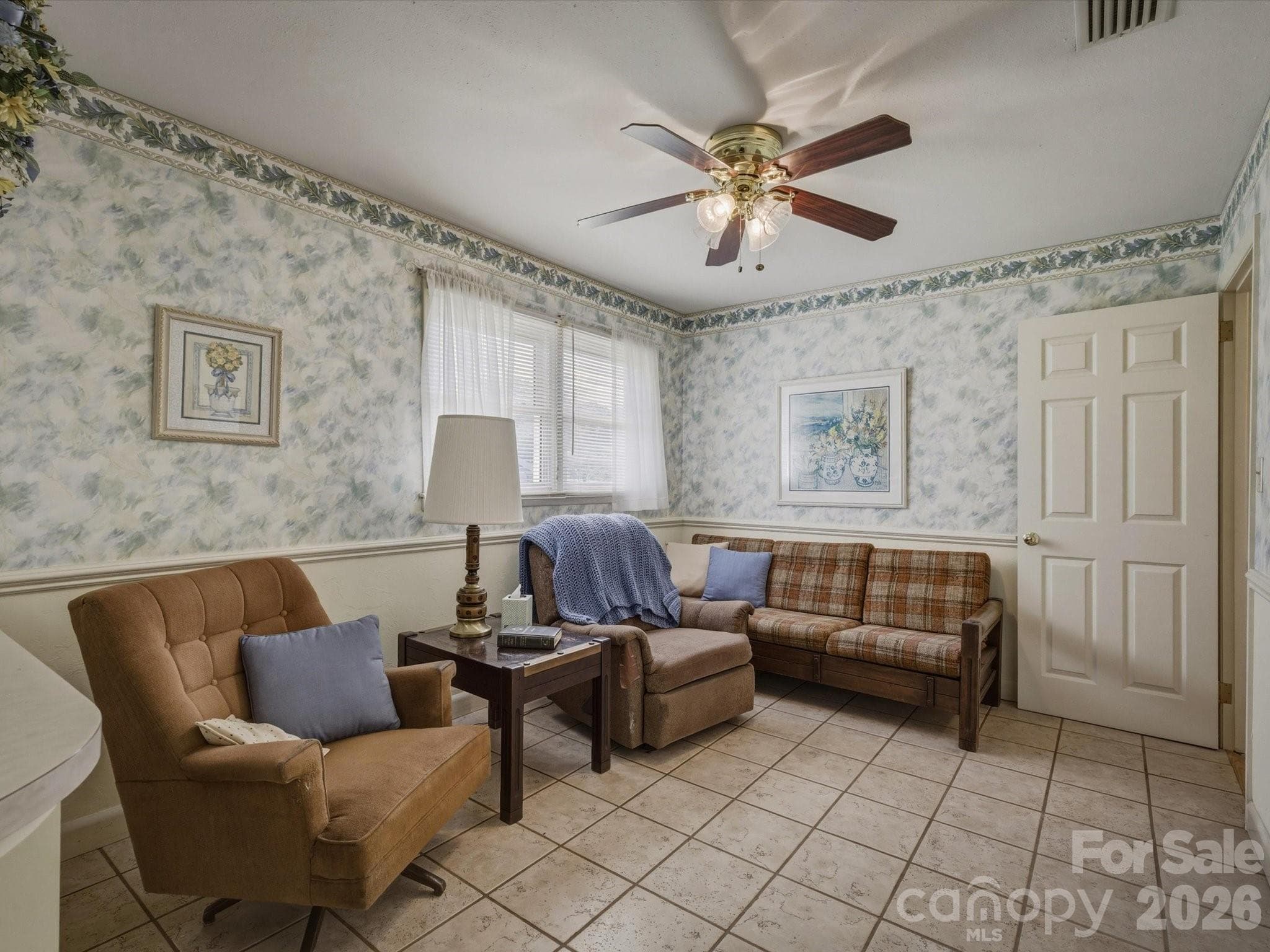 Single Family Residence at 132 Starmount Circle, Morganton, photo 23 of 31