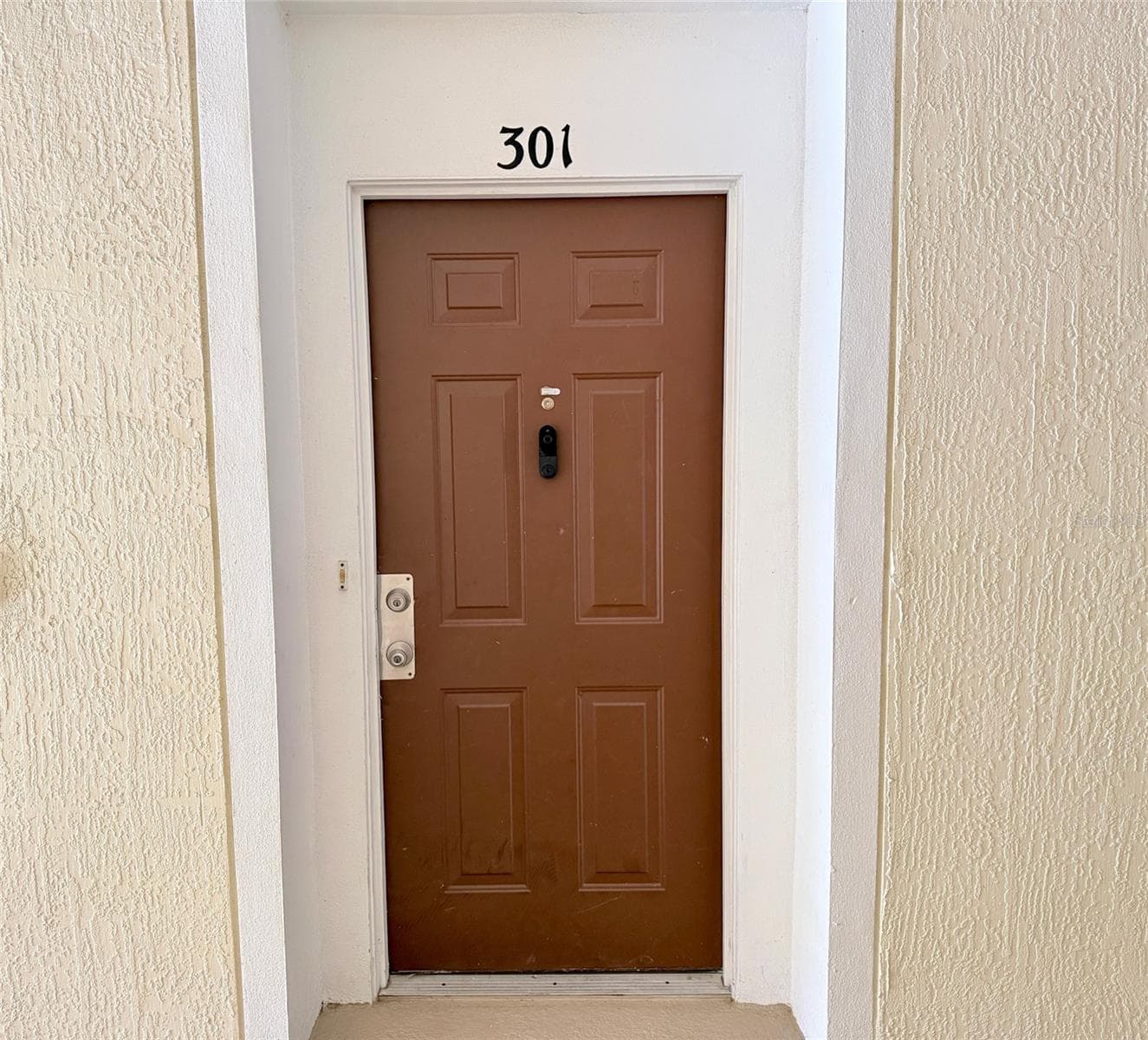 Condominium at 3190 DANTE DR #301, ORLANDO, photo 2 of 25