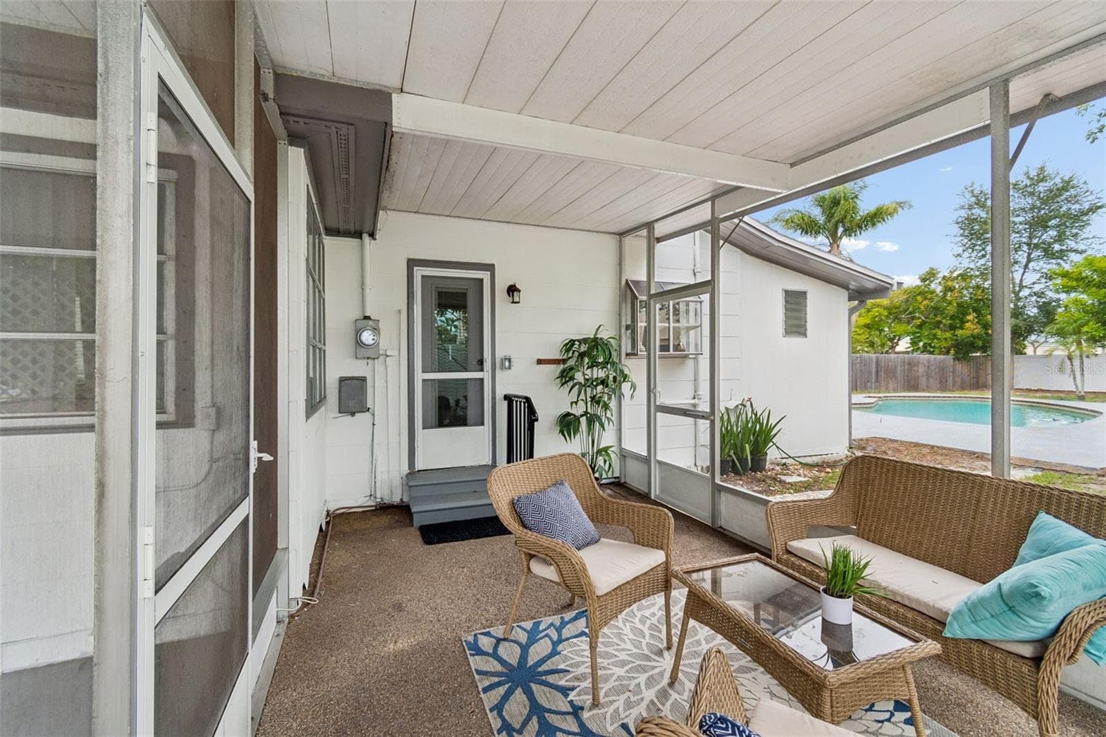 Single Family Residence at 1004 WASHINGTON AVE, LARGO, photo 15 of 21