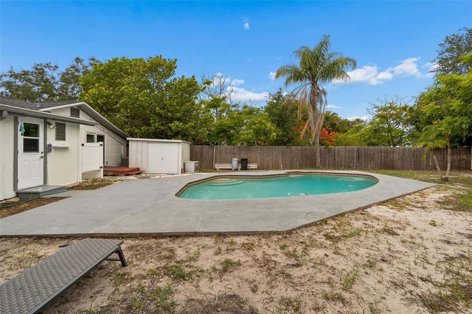 Single Family Residence at 1004 WASHINGTON AVE, LARGO, photo 18 of 21