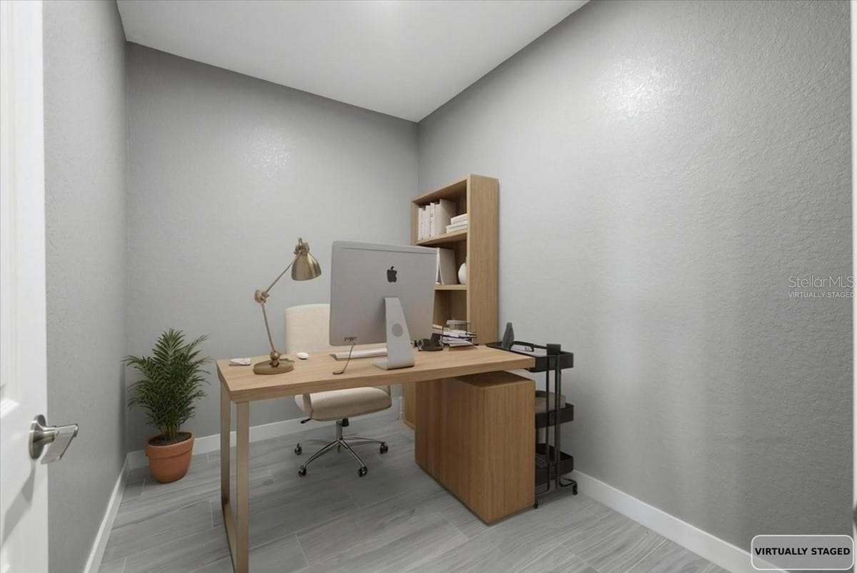 Virtually staged: Office - 2683 HOPWOOD RD, NORTH PORT