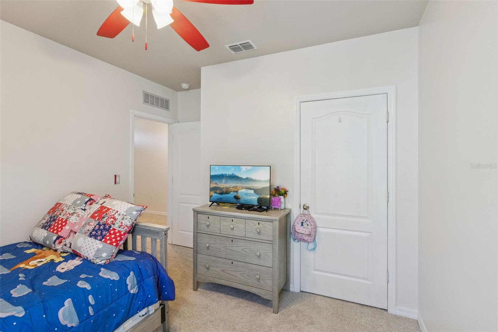 Single Family Residence at 4013 SILVERSTREAM TER, SANFORD, photo 18 of 41