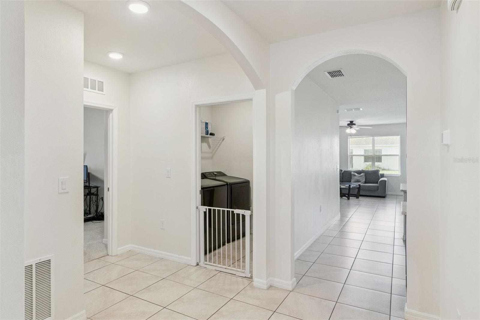 Single Family Residence at 4013 SILVERSTREAM TER, SANFORD, photo 24 of 41