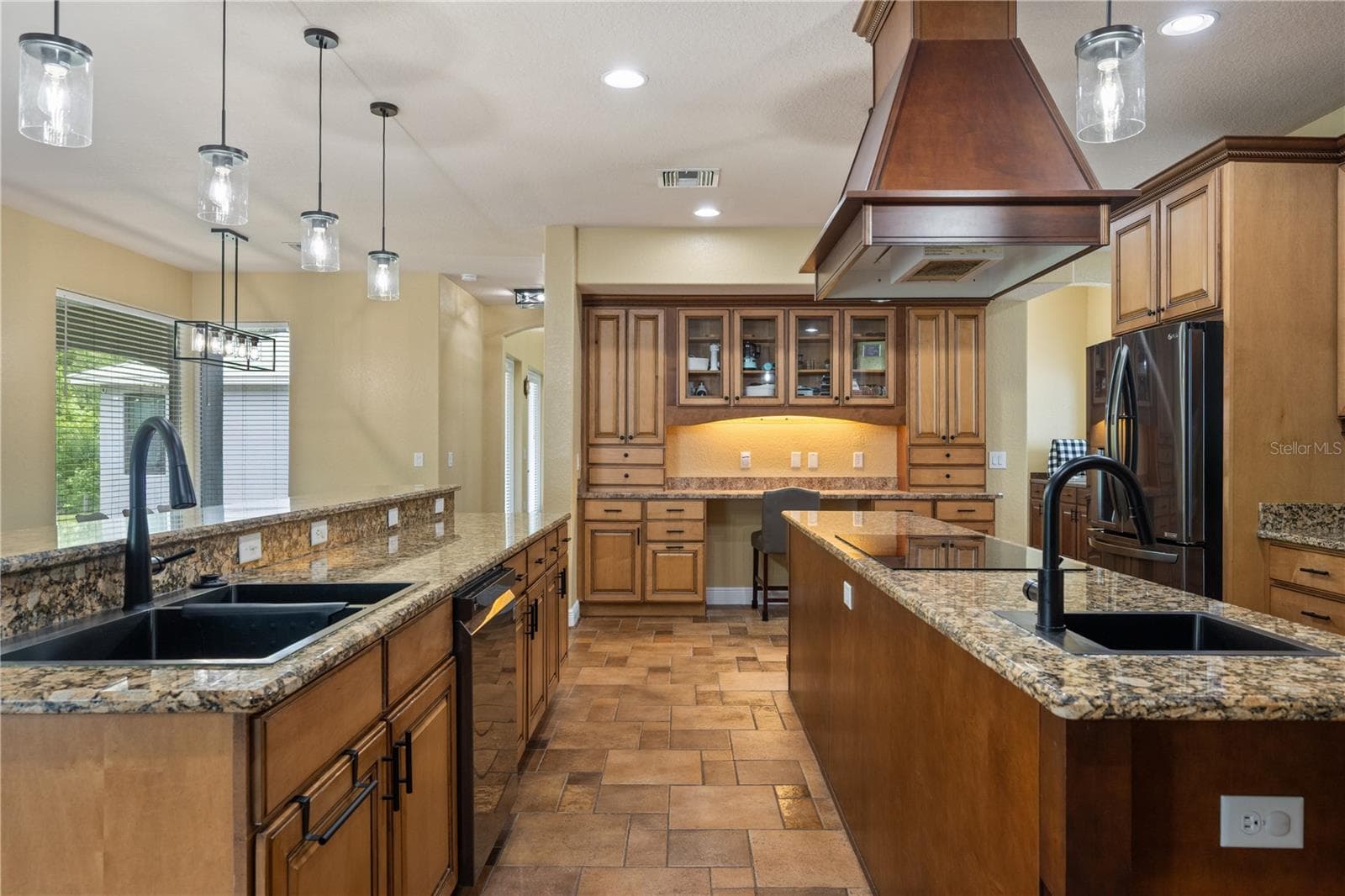 Single Family Residence at 5920 EDGERTON AVE, ORLANDO, photo 11 of 56