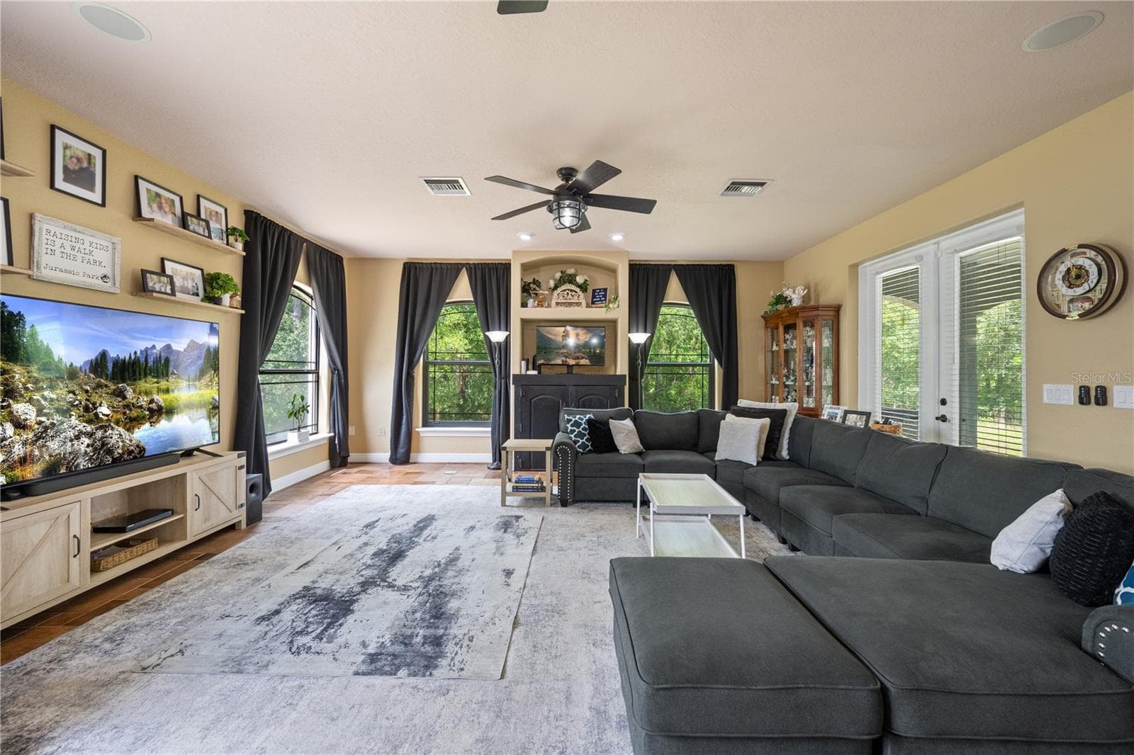 Single Family Residence at 5920 EDGERTON AVE, ORLANDO, photo 16 of 56