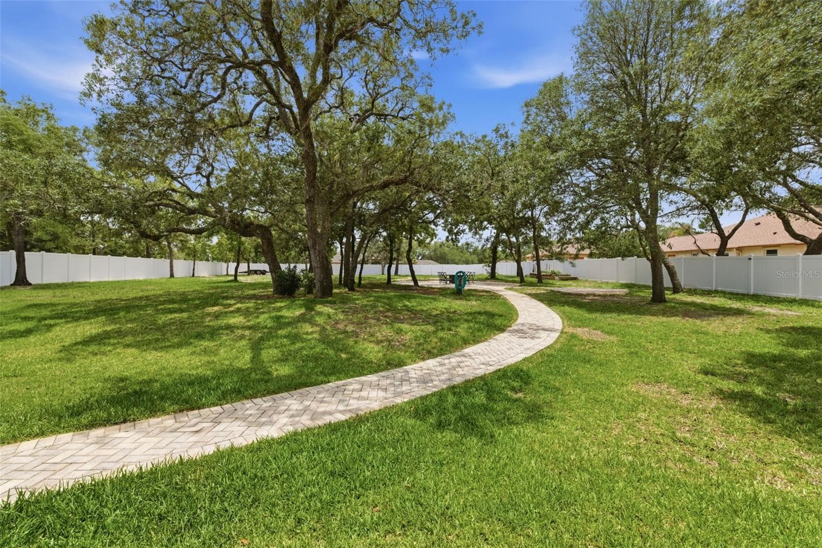 Single Family Residence at 11145 MOUNTAIN MOCKINGBIRD RD, WEEKI WACHEE, photo 15 of 84