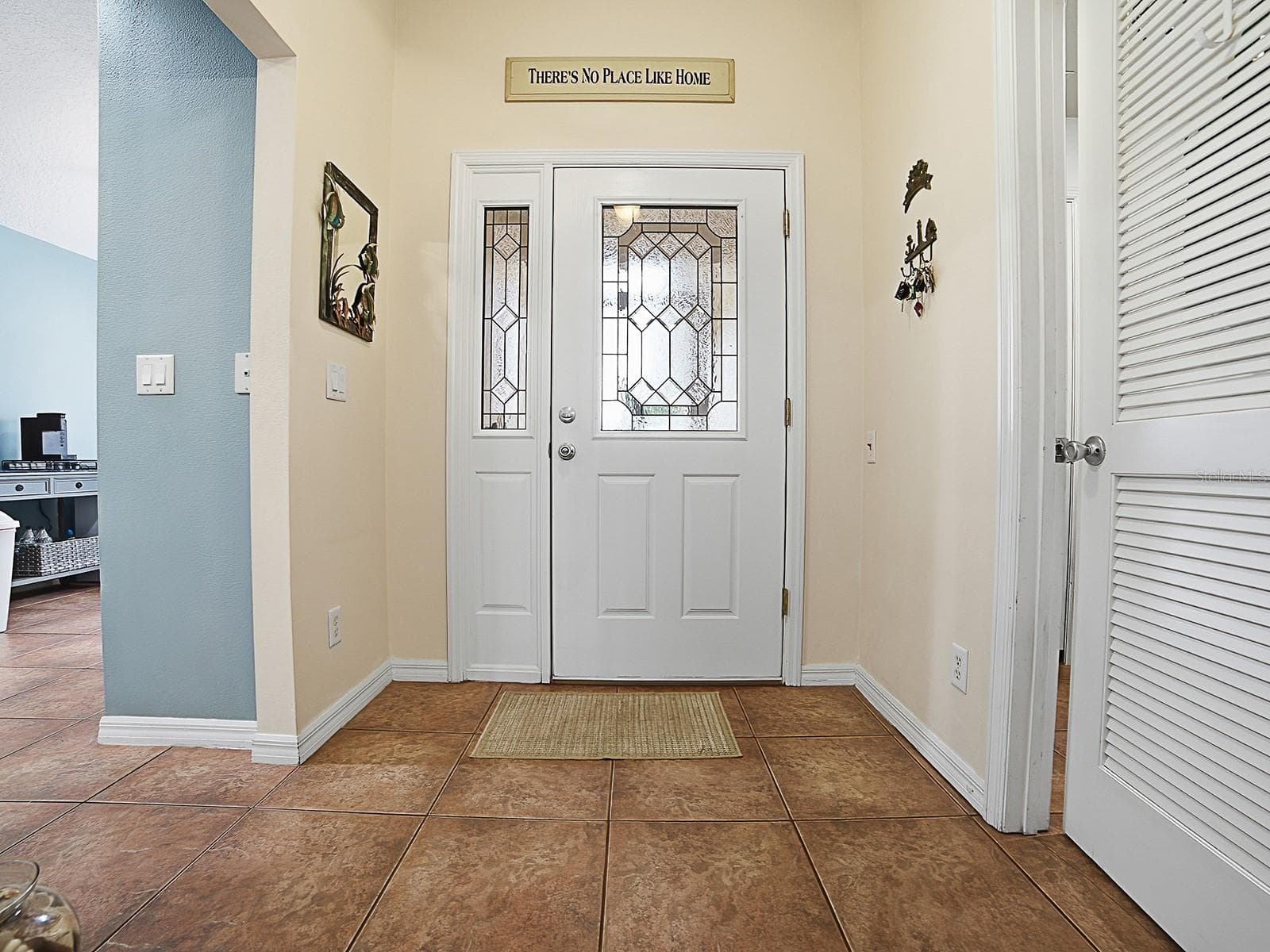 Foyer - 5052 CHINA SEA, TAVARES