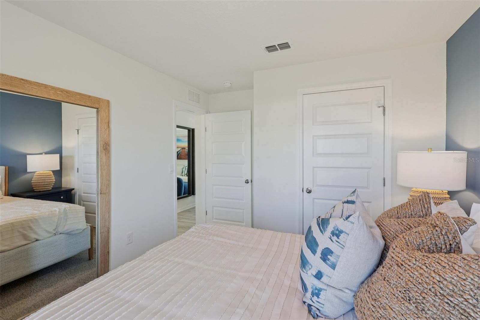 Single Family Residence at 1522 LAS PALMAS ST, LAKELAND, photo 18 of 24