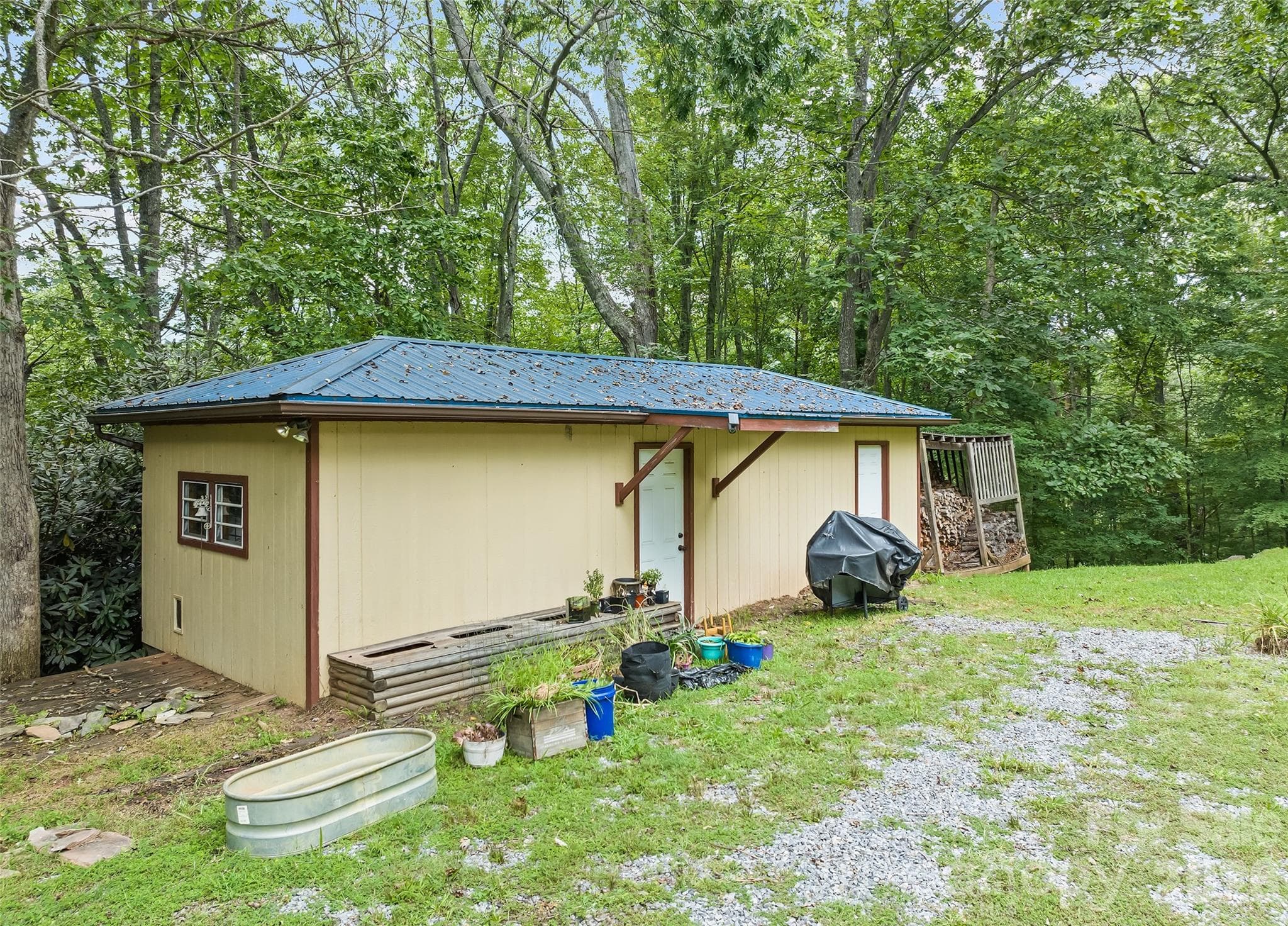 Shed - 400 Sunset Heights, Canton
