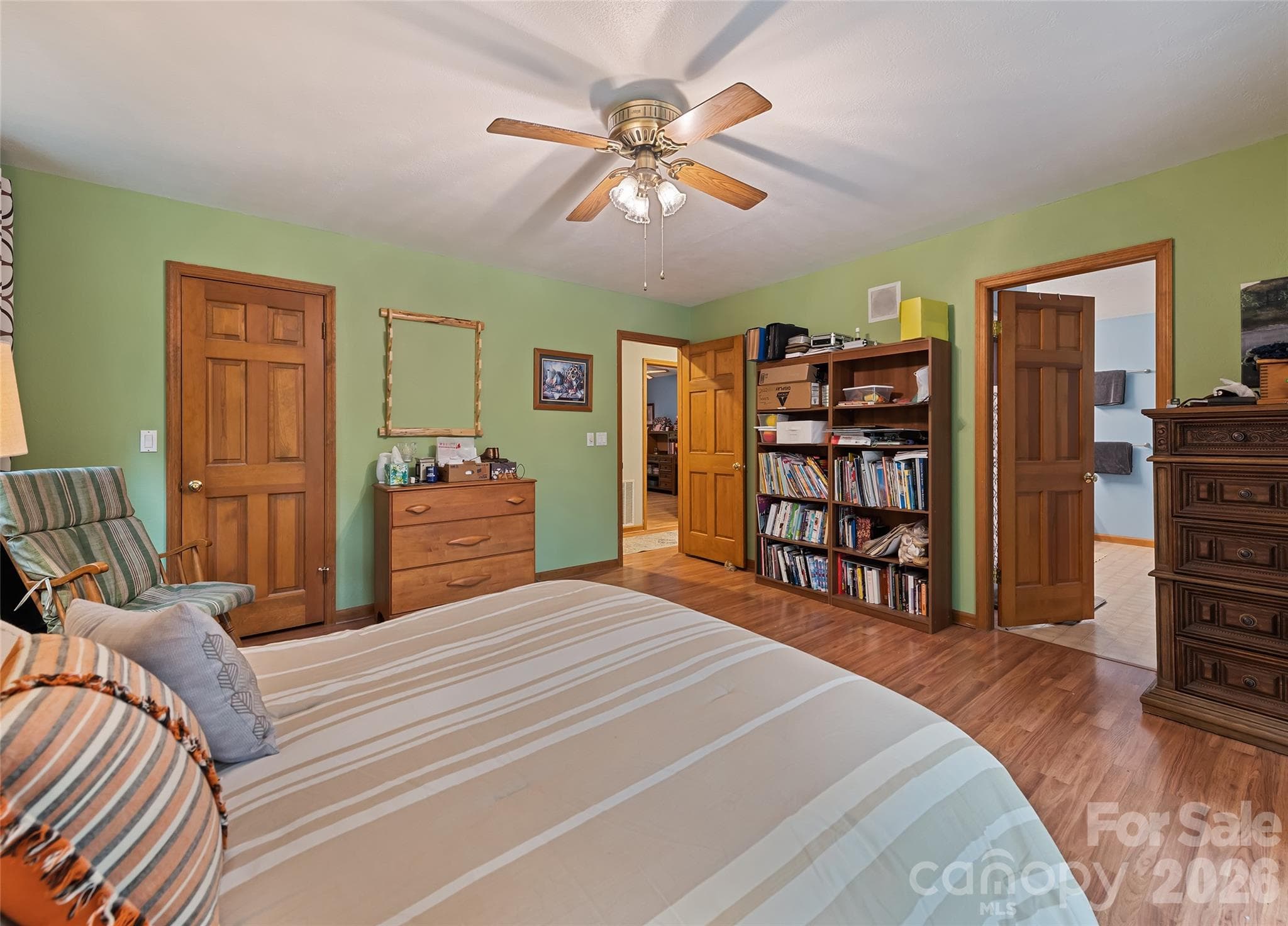 Primary Bed - Canton