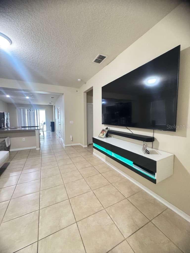 Single Family Residence at 2515 NOUVEAU WAY, KISSIMMEE, photo 7 of 36