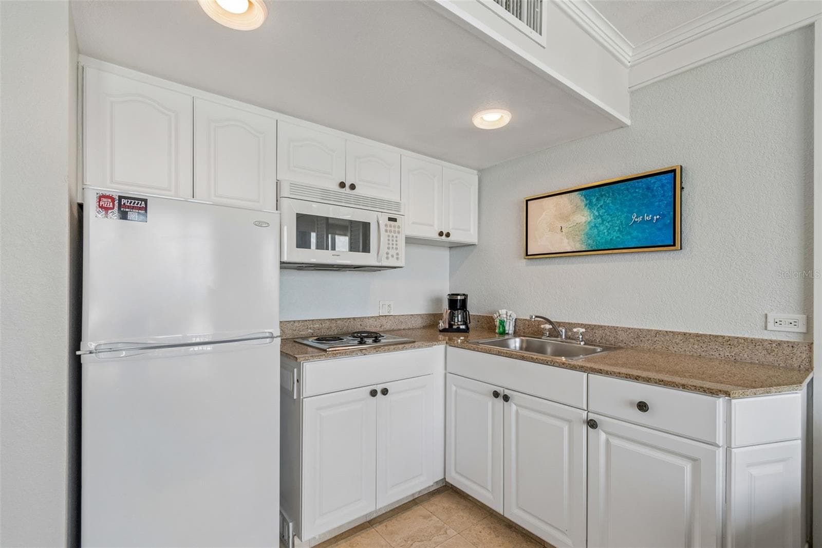 Condo - Hotel at 5500 GULF BLVD #6241, ST PETE BEACH, photo 11 of 60