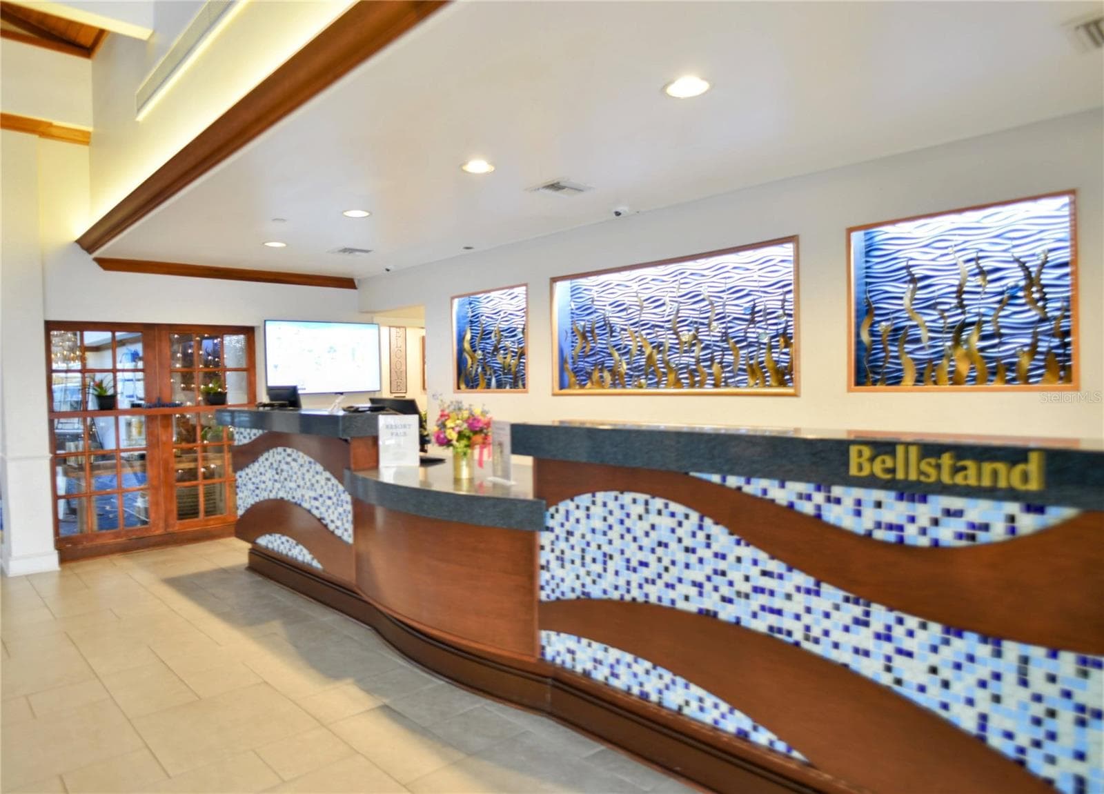Bellman, concierge & valet available - 5500 GULF BLVD #6241, ST PETE BEACH