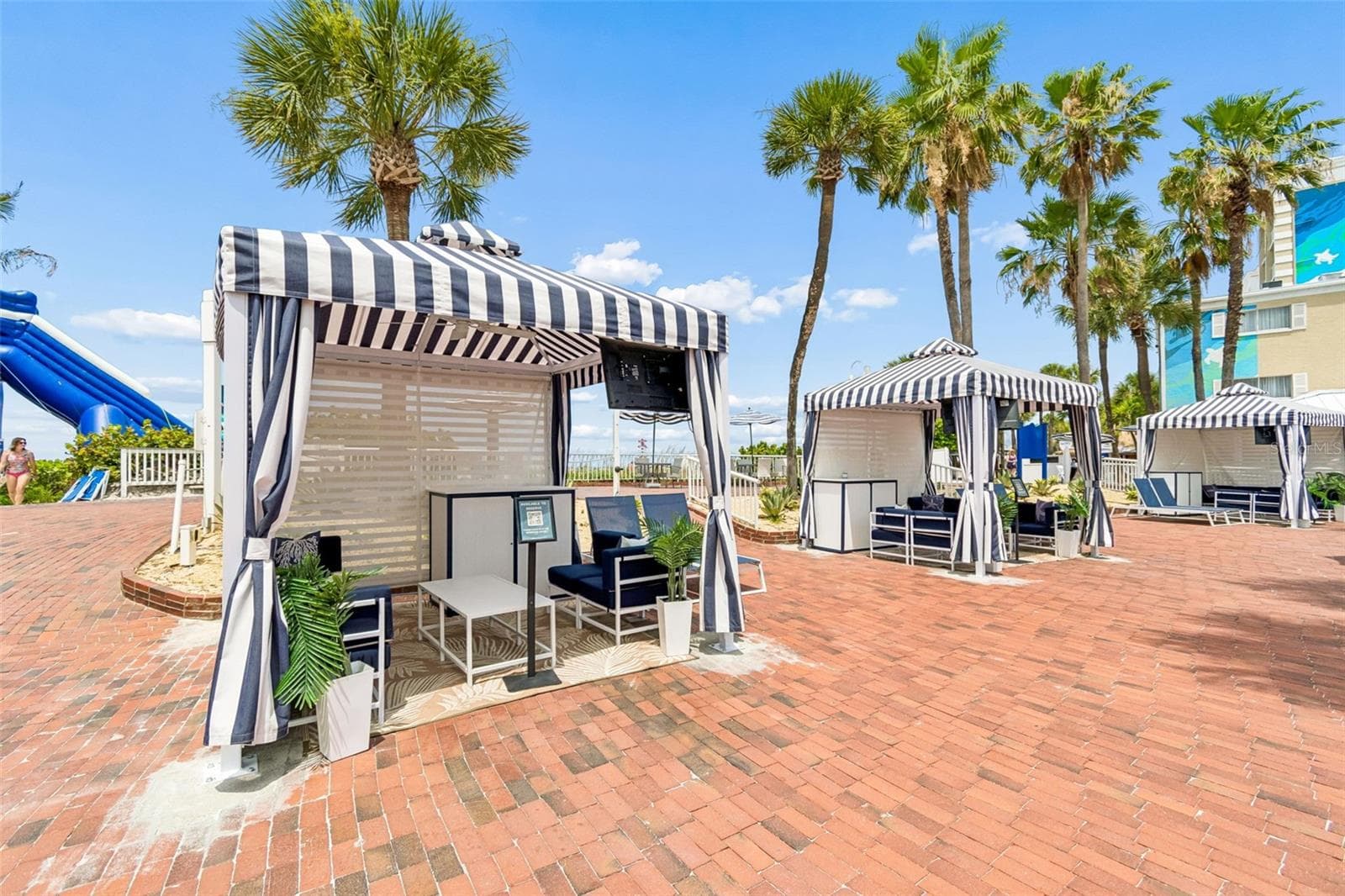 Cabana by the pool - 5500 GULF BLVD #6241, ST PETE BEACH