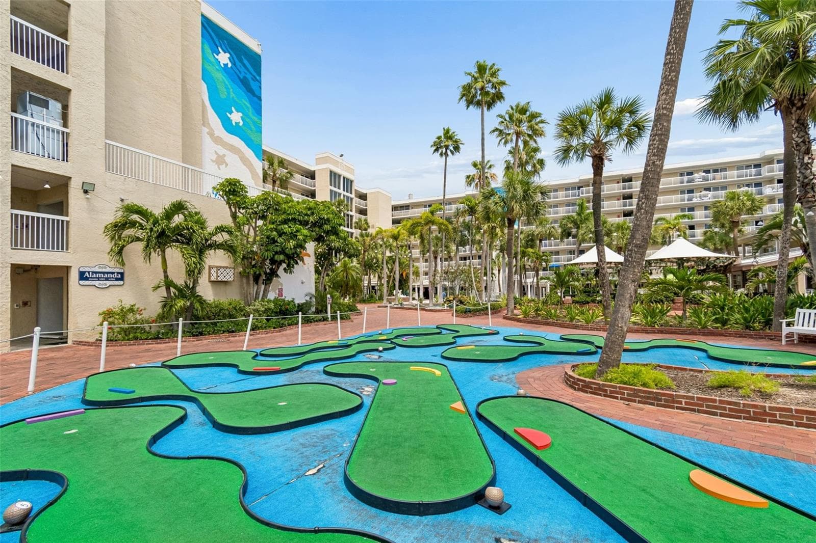 Putt putt golf - 5500 GULF BLVD #6241, ST PETE BEACH