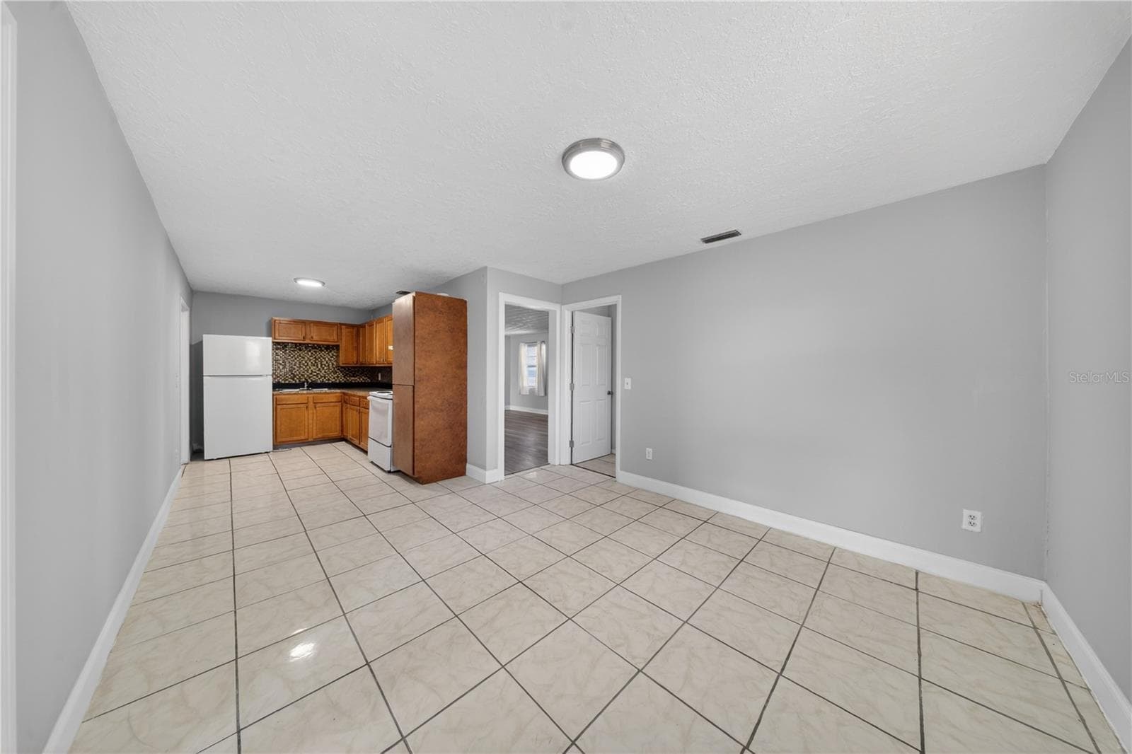 Single Family Residence at 1706 N 29TH ST, FORT PIERCE, photo 5 of 17