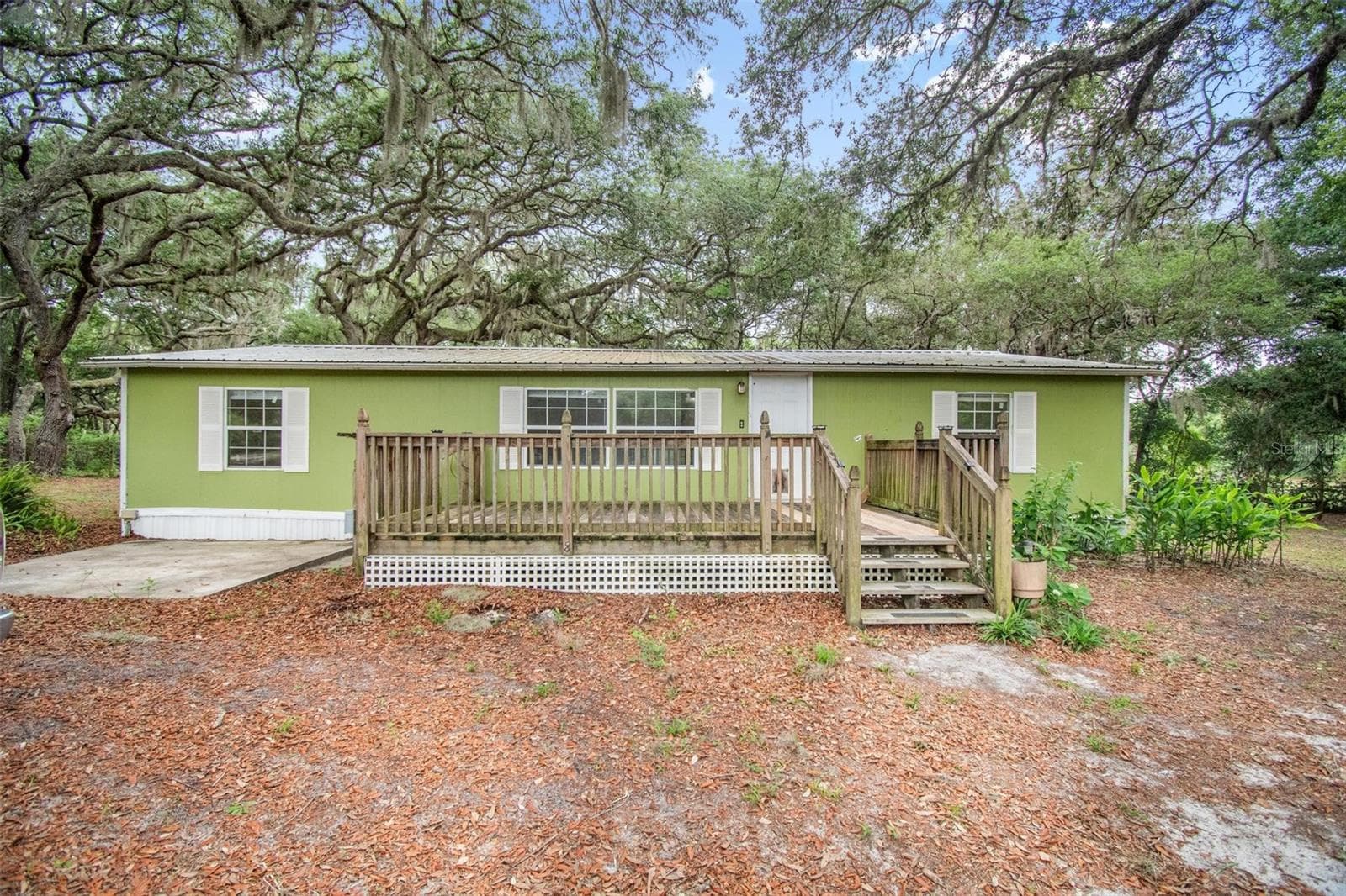 156 KINGFISH RD