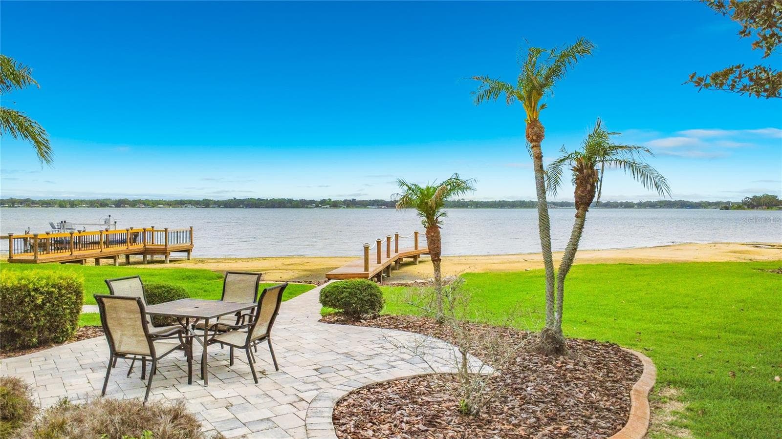 Lake Front and Woods - 4703 CASSANDRA LN, LAKELAND