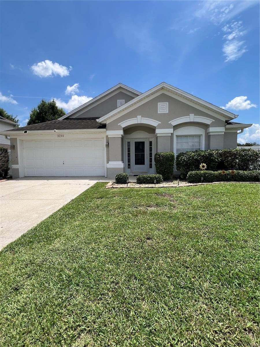 Single Family Residence at 3244 HERONS POINT CIR, KISSIMMEE, photo 3 of 30