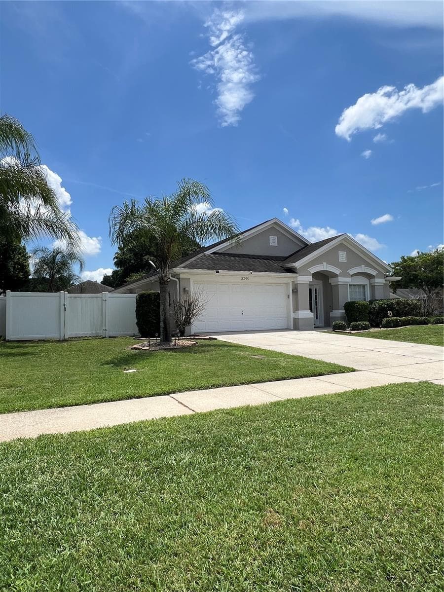 Single Family Residence at 3244 HERONS POINT CIR, KISSIMMEE, photo 4 of 30