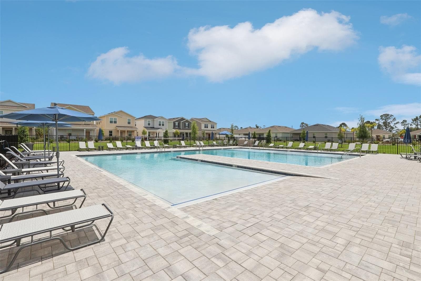 Community Pool - 1819 LATTICE WAY, ST CLOUD