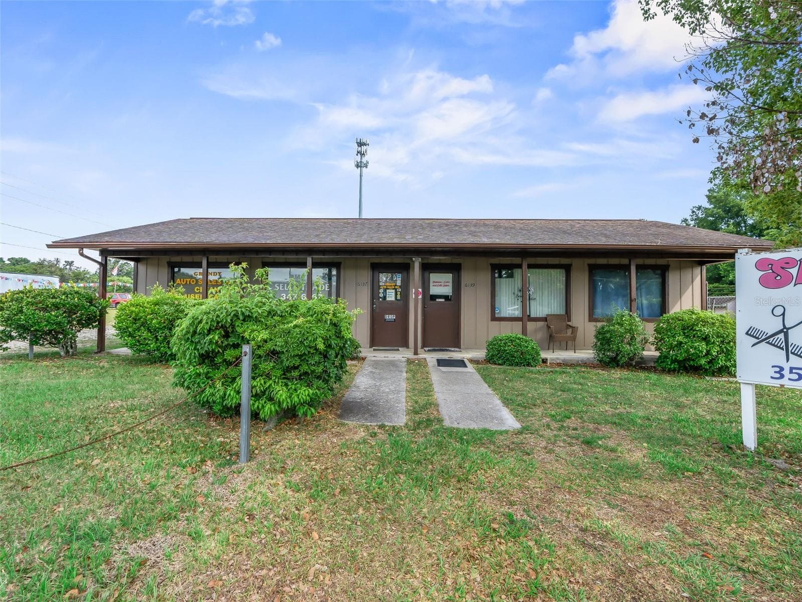 6137 SE HAMES RD