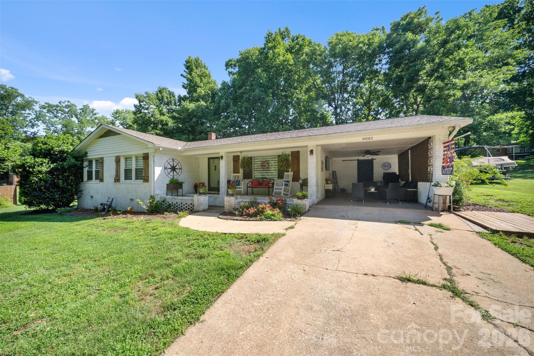 Single Family Residence at 44080 Woodhurst Road, New London, photo 2 of 21