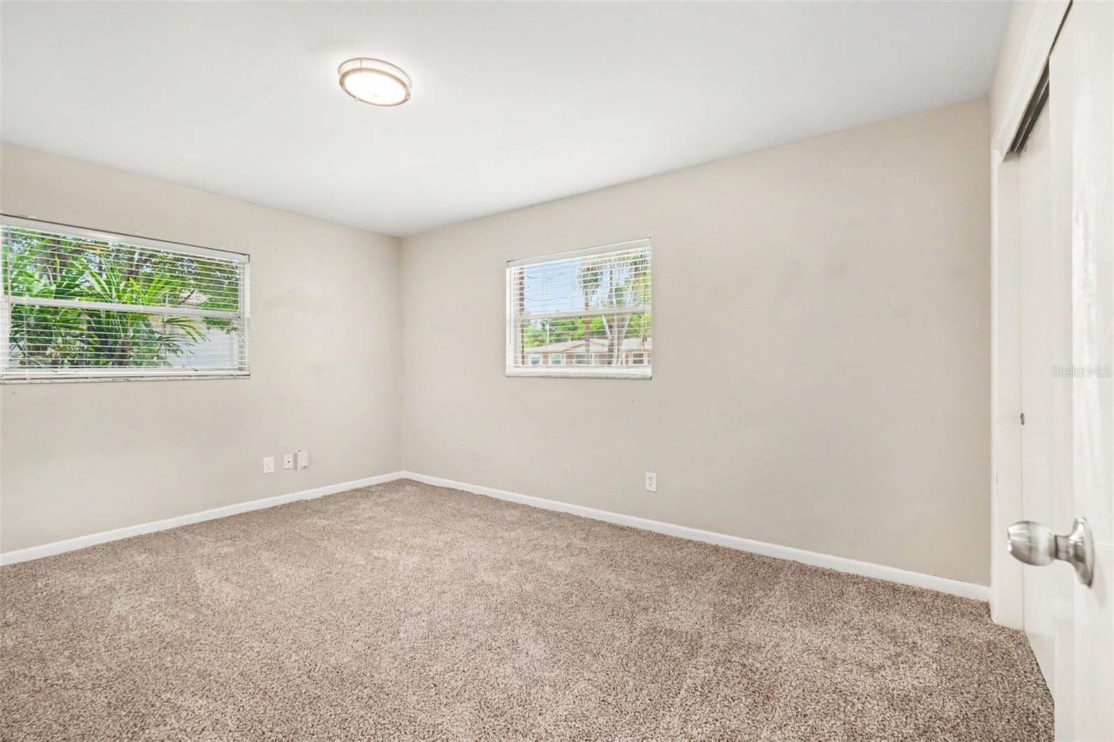 Single Family Residence at 714 COULTER PL, BRANDON, photo 15 of 22